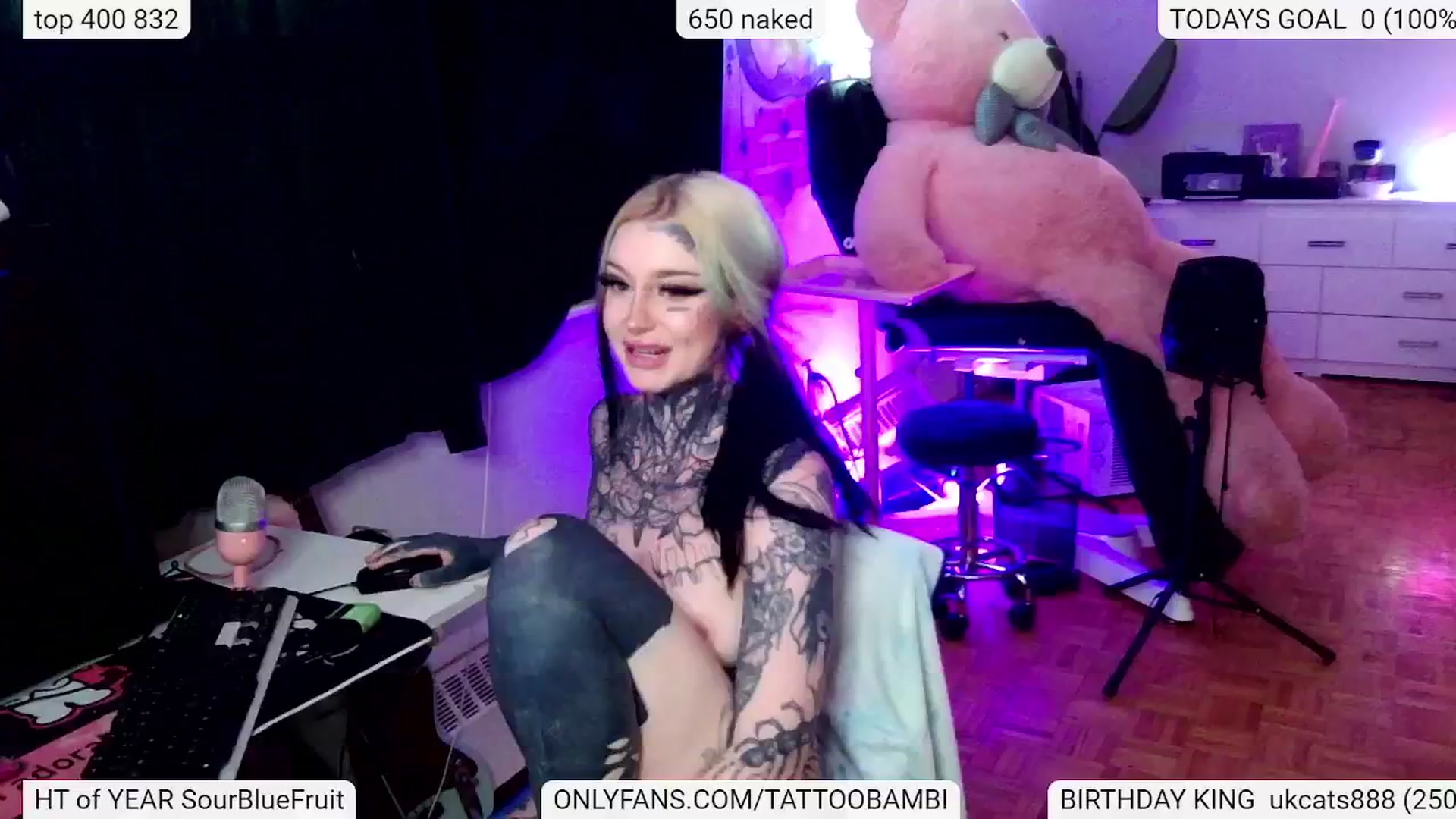 Gallery image thumbnail from Tattoobambi's myfreecams stream on, 07/07/2024, 24:02 image 15 of 20