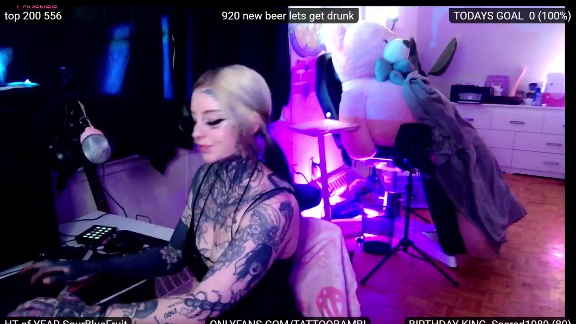 Gallery image thumbnail from Tattoobambi's myfreecams stream on, 07/14/2024, 23:08 image 14 of 20