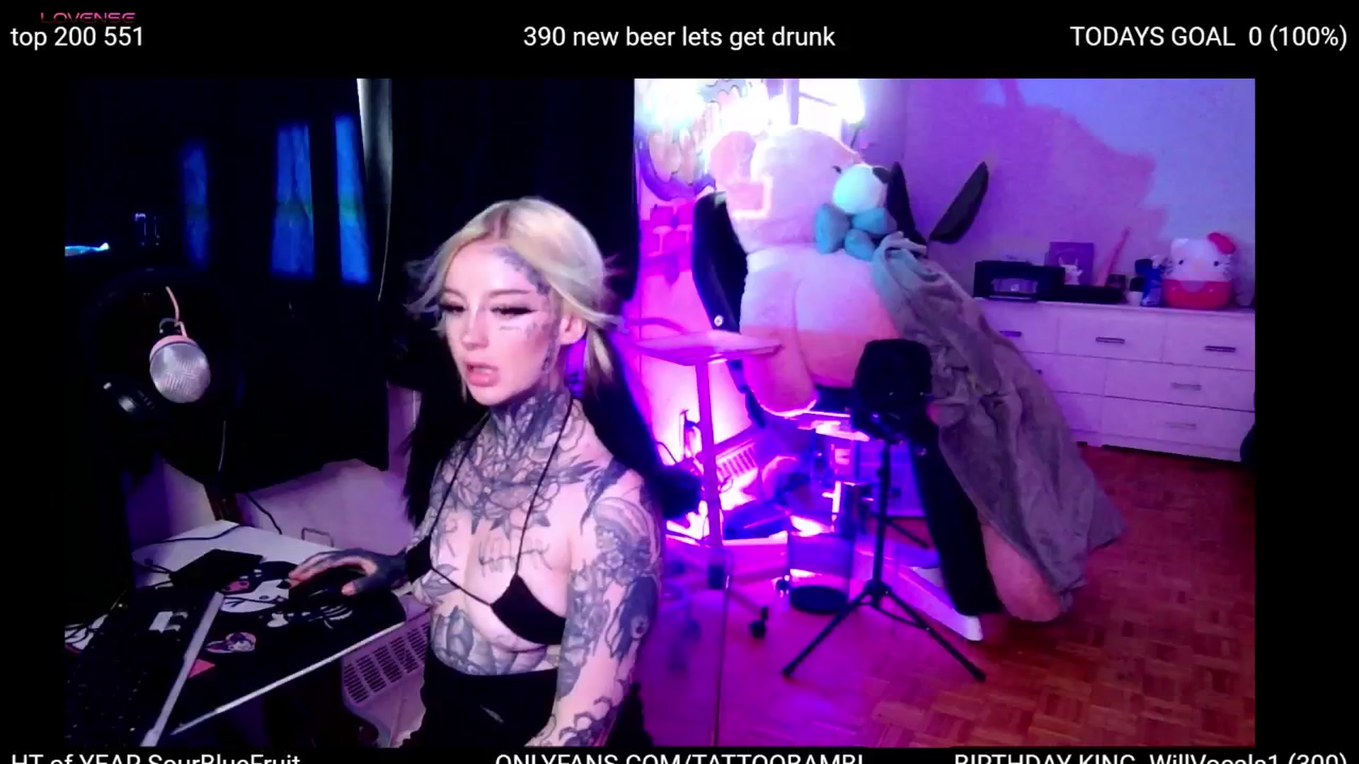 Gallery image thumbnail from Tattoobambi's myfreecams stream on, 07/15/2024, 24:16 image 17 of 20