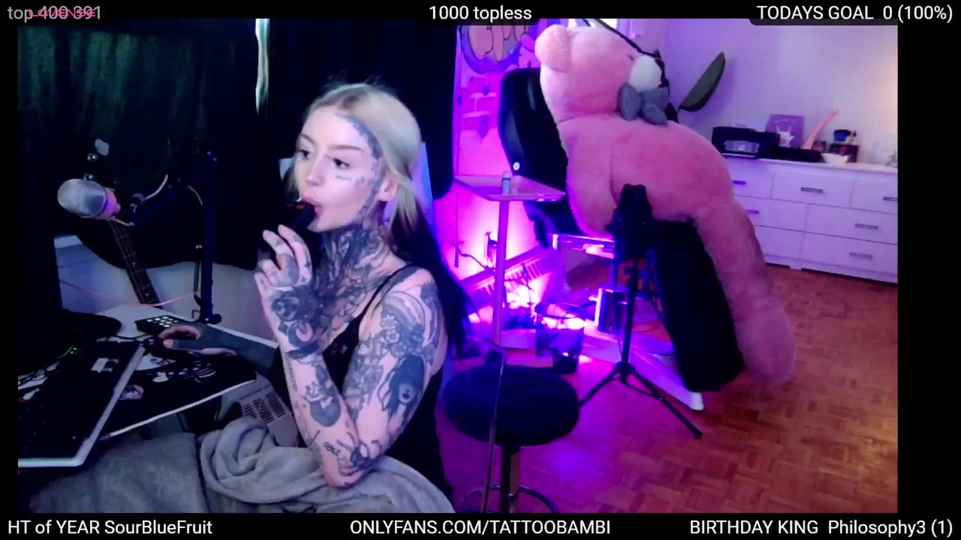 Gallery image thumbnail from Tattoobambi's myfreecams stream on, 07/19/2024, 22:37 image 2 of 20