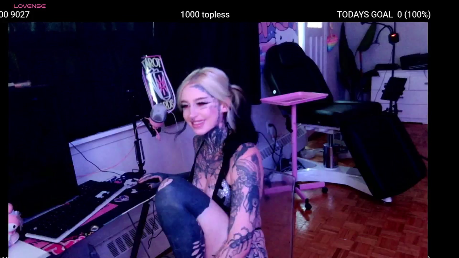 Gallery image thumbnail from Tattoobambi's myfreecams stream on, 08/10/2024, 24:24 image 1 of 20