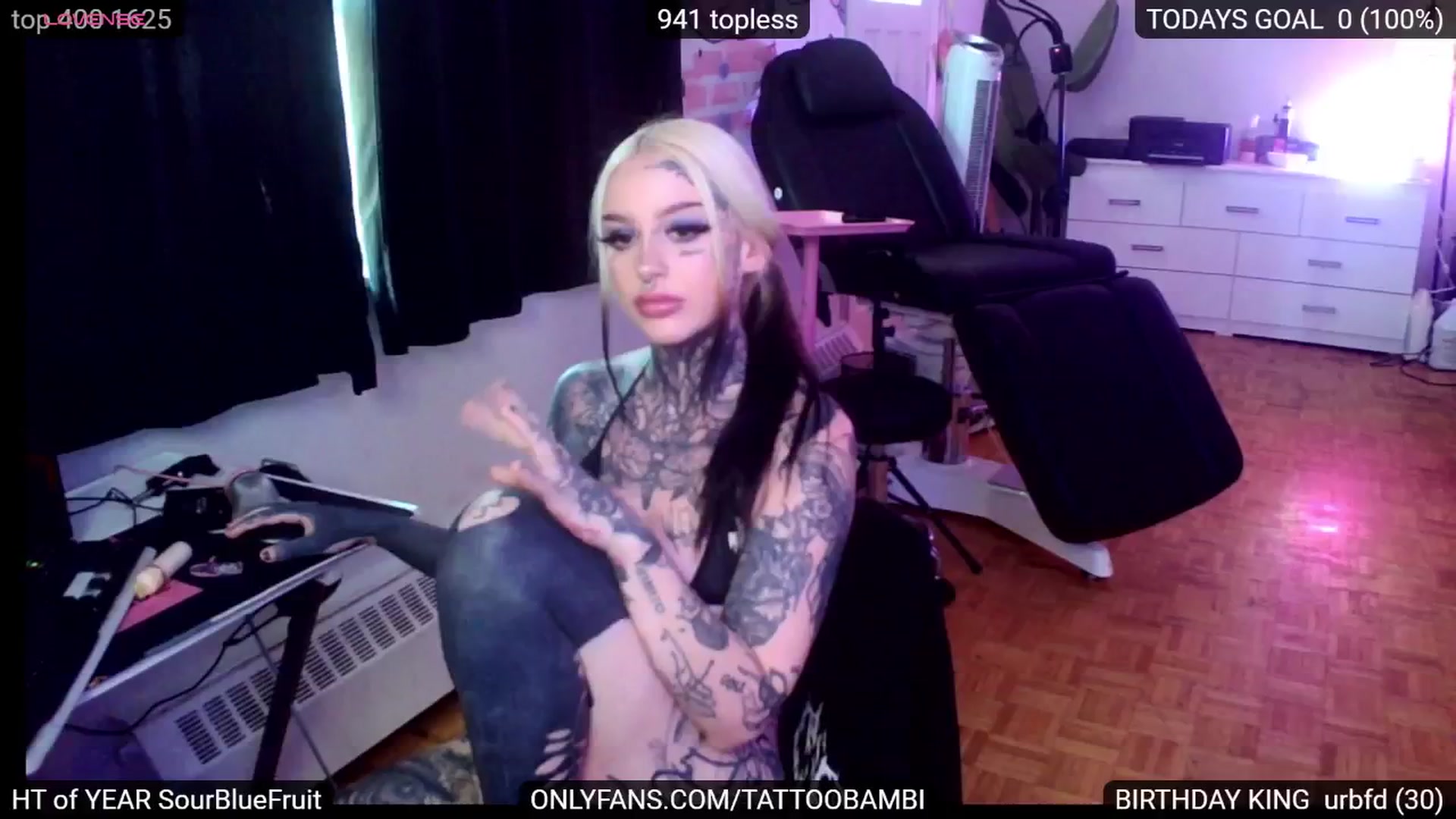 Gallery image thumbnail from Tattoobambi's myfreecams stream on, 08/22/2024, 22:20 image 17 of 20
