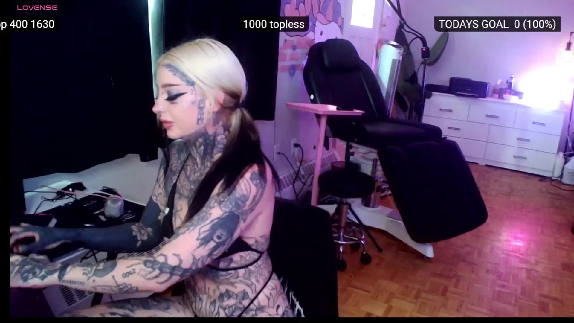 Gallery image thumbnail from Tattoobambi's myfreecams stream on, 08/22/2024, 22:20 image 2 of 20