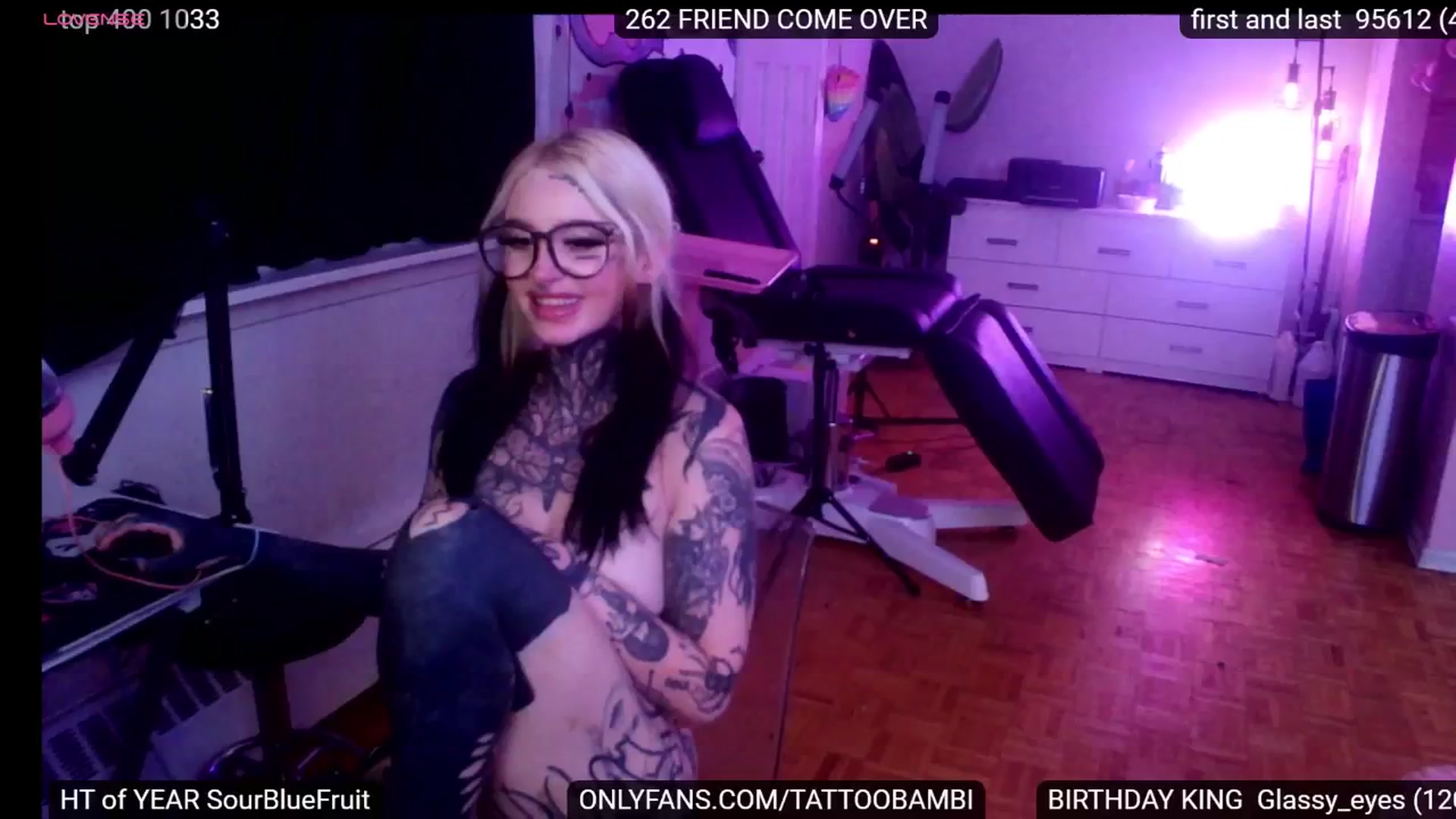 Gallery image thumbnail from Tattoobambi's myfreecams stream on, 08/28/2024, 01:30 image 17 of 20