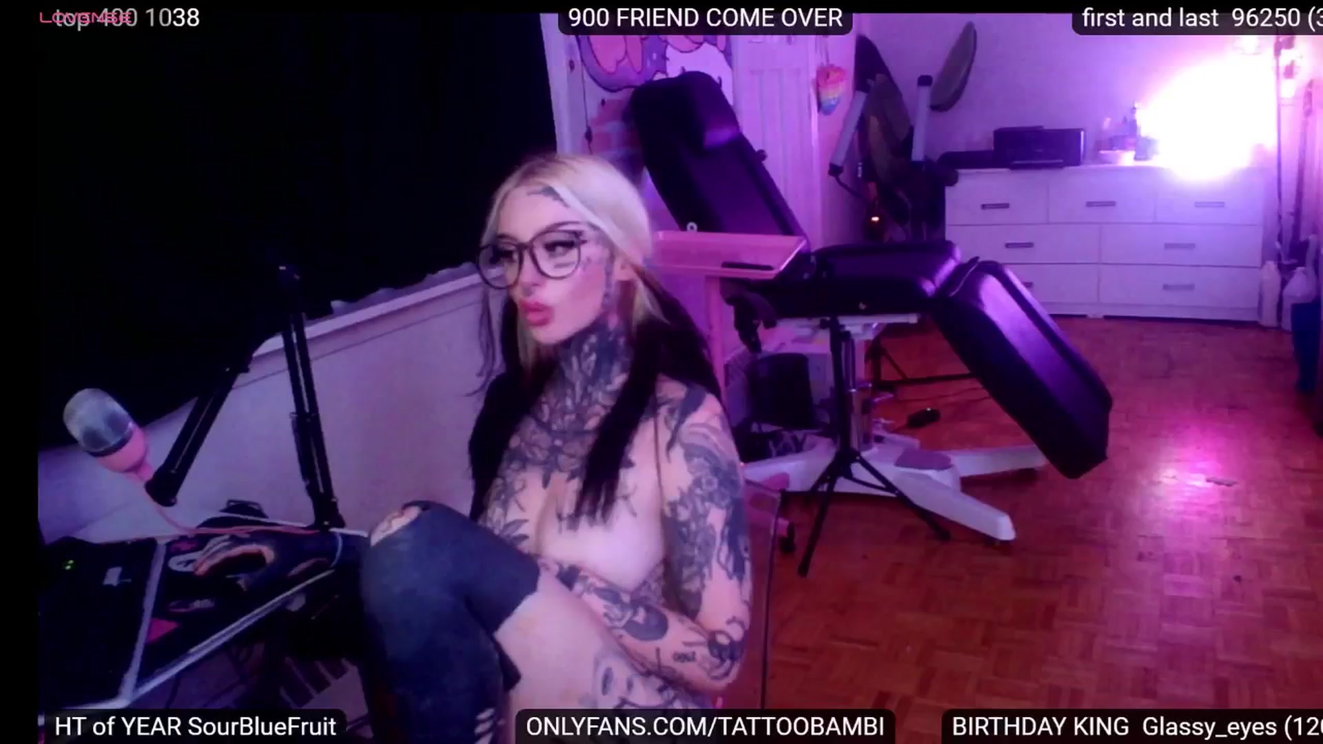 Gallery image thumbnail from Tattoobambi's myfreecams stream on, 08/28/2024, 01:30 image 14 of 20