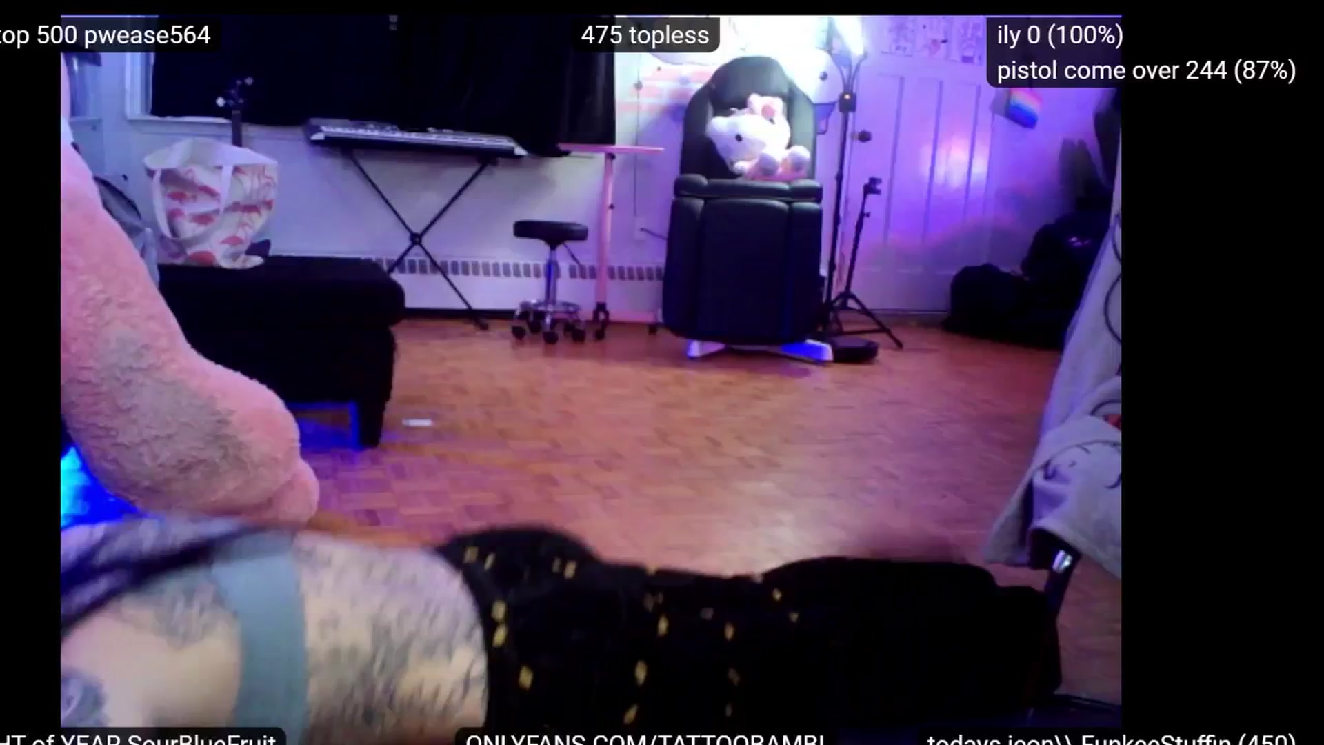 Gallery image thumbnail from Tattoobambi's myfreecams stream on, 10/17/2024, 02:51 image 7 of 20
