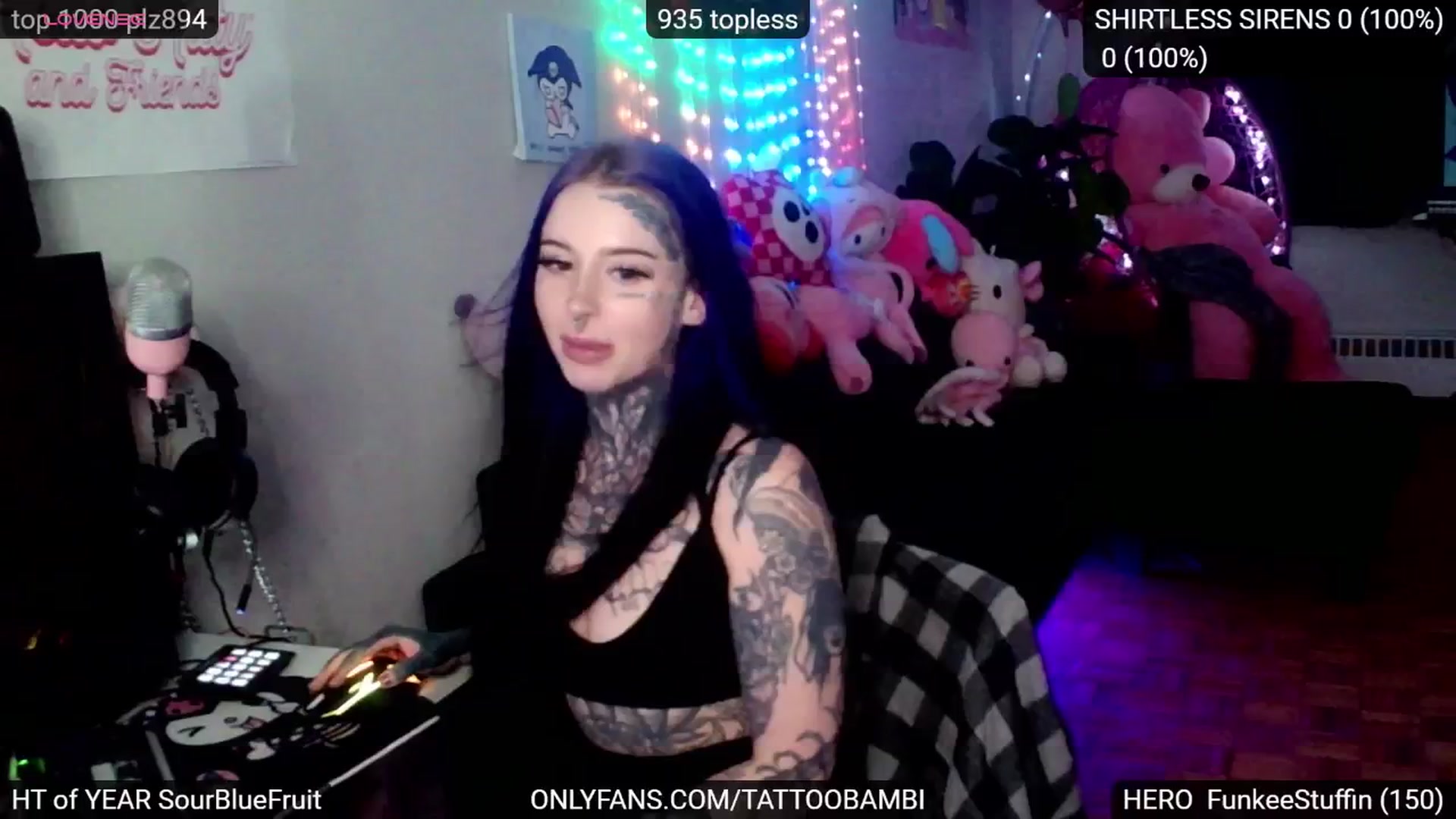 Gallery image thumbnail from Tattoobambi's myfreecams stream on, 11/23/2024, 23:14 image 10 of 20