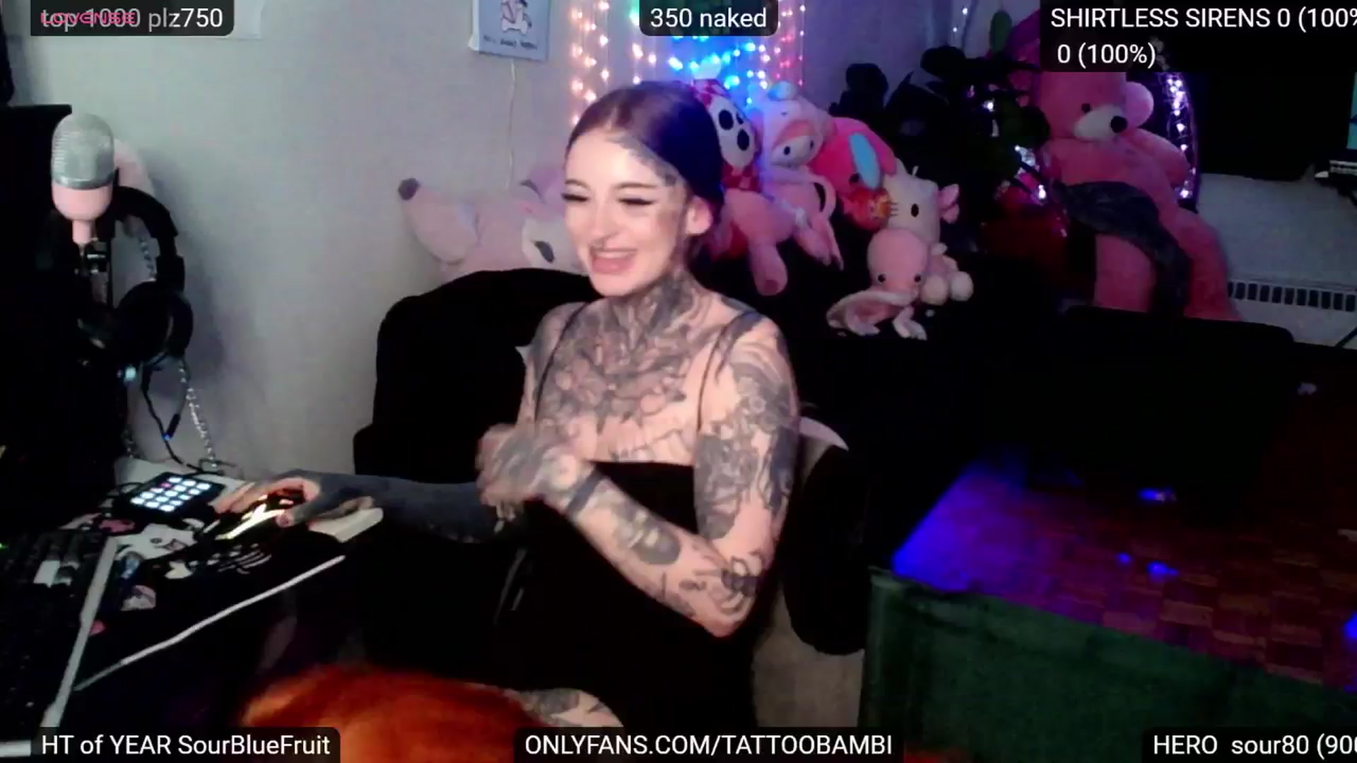 Gallery image thumbnail from Tattoobambi's myfreecams stream on, 11/25/2024, 07:07 image 6 of 20
