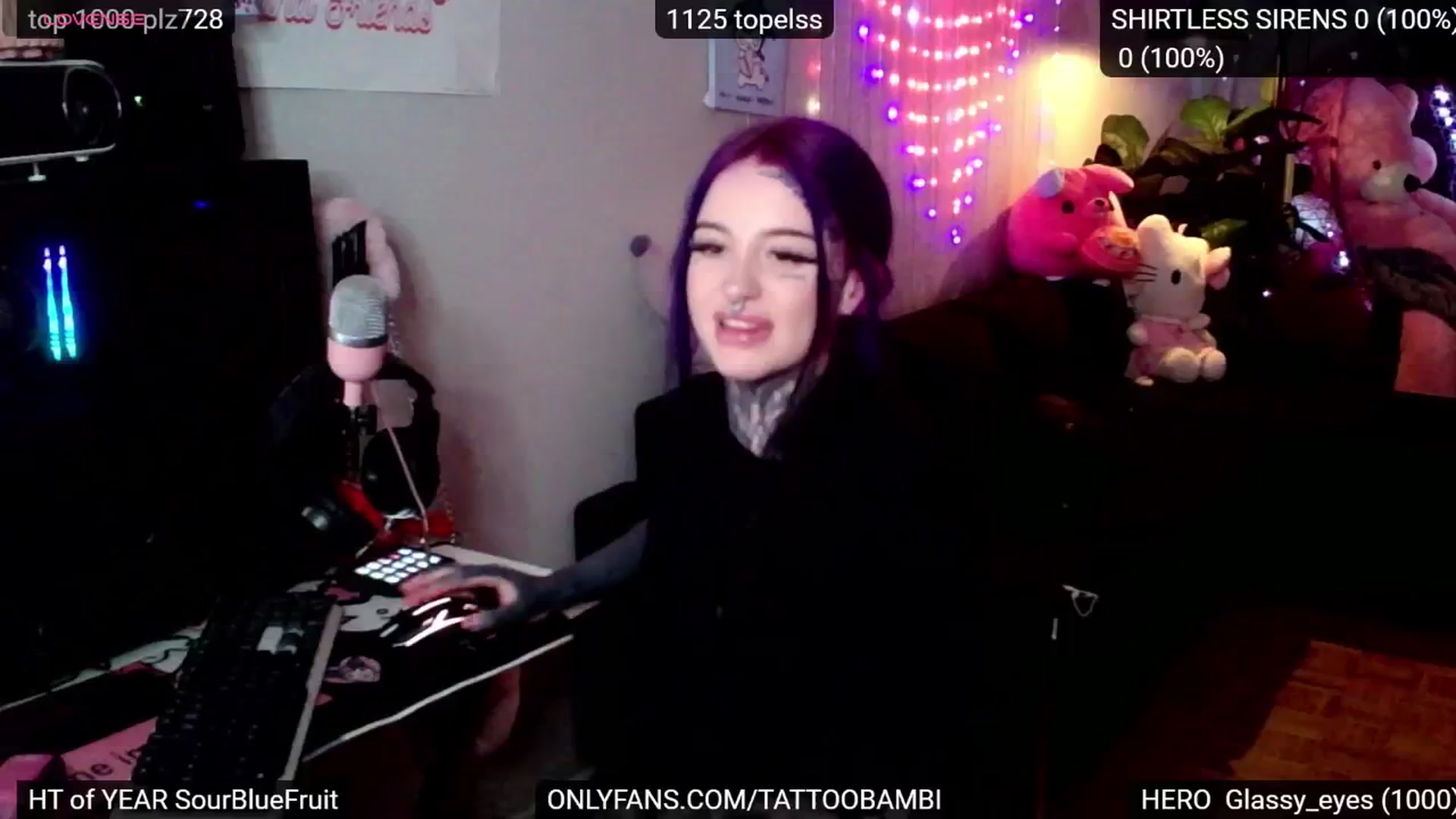 Gallery image thumbnail from Tattoobambi's myfreecams stream on, 11/28/2024, 24:42 image 13 of 20