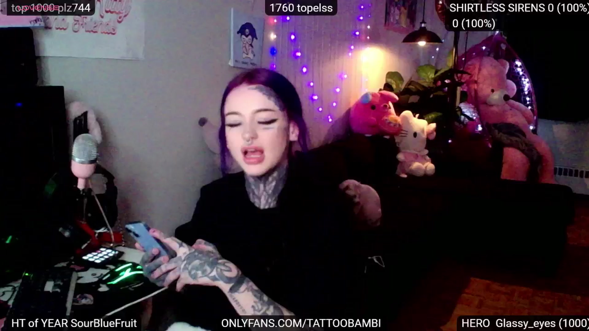 Gallery image thumbnail from Tattoobambi's myfreecams stream on, 11/28/2024, 24:42 image 8 of 20