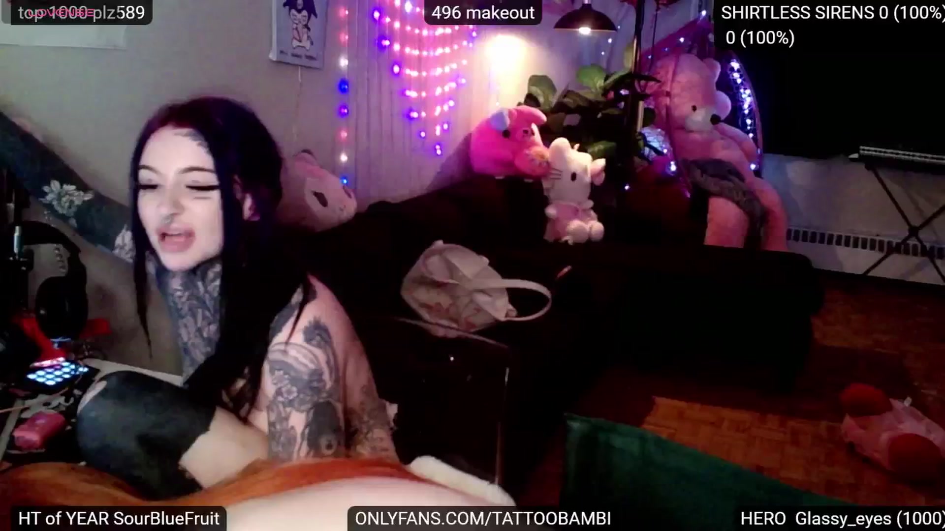 Gallery image thumbnail from Tattoobambi's myfreecams stream on, 11/28/2024, 04:11 image 12 of 20