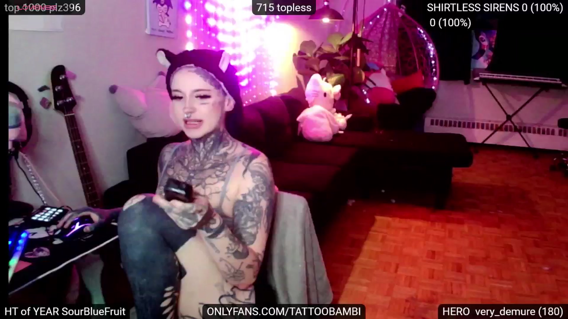 Gallery image thumbnail from Tattoobambi's myfreecams stream on, 12/12/2024, 02:17 image 5 of 20