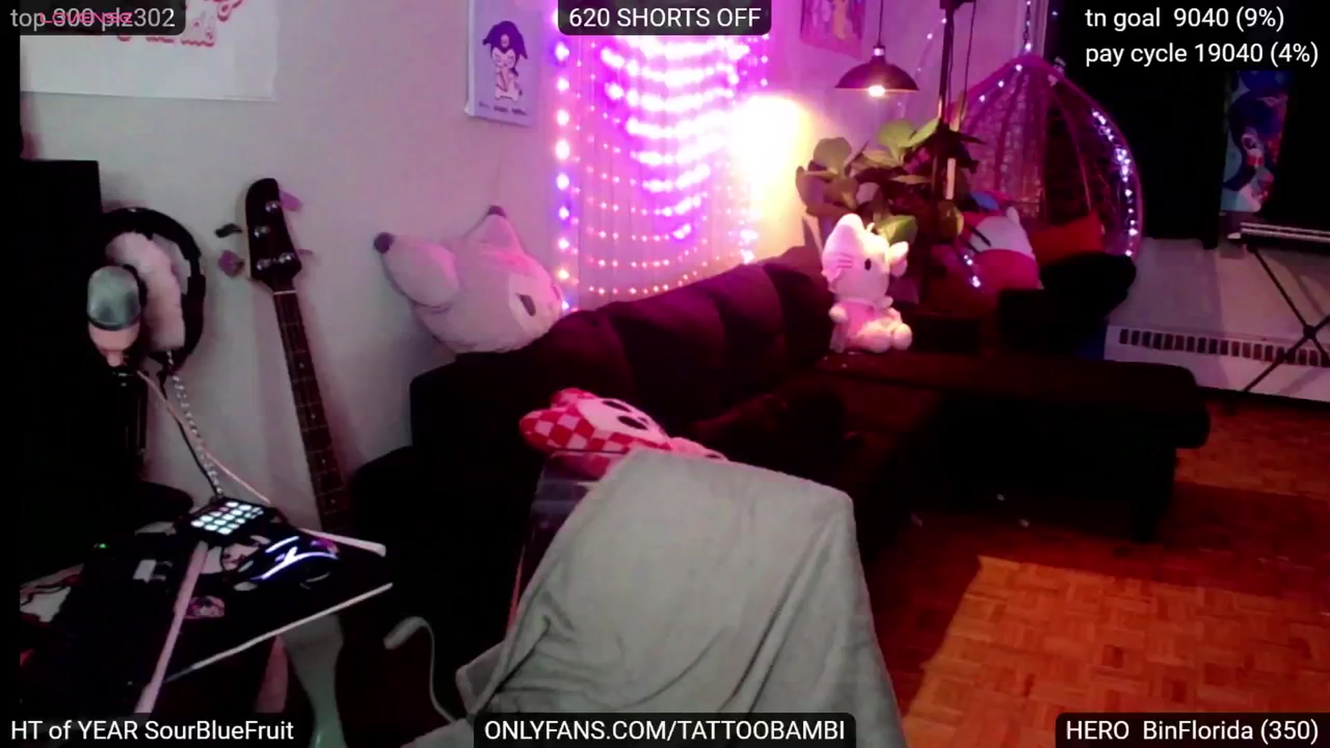 Gallery image thumbnail from Tattoobambi's myfreecams stream on, 12/14/2024, 04:31 image 16 of 20