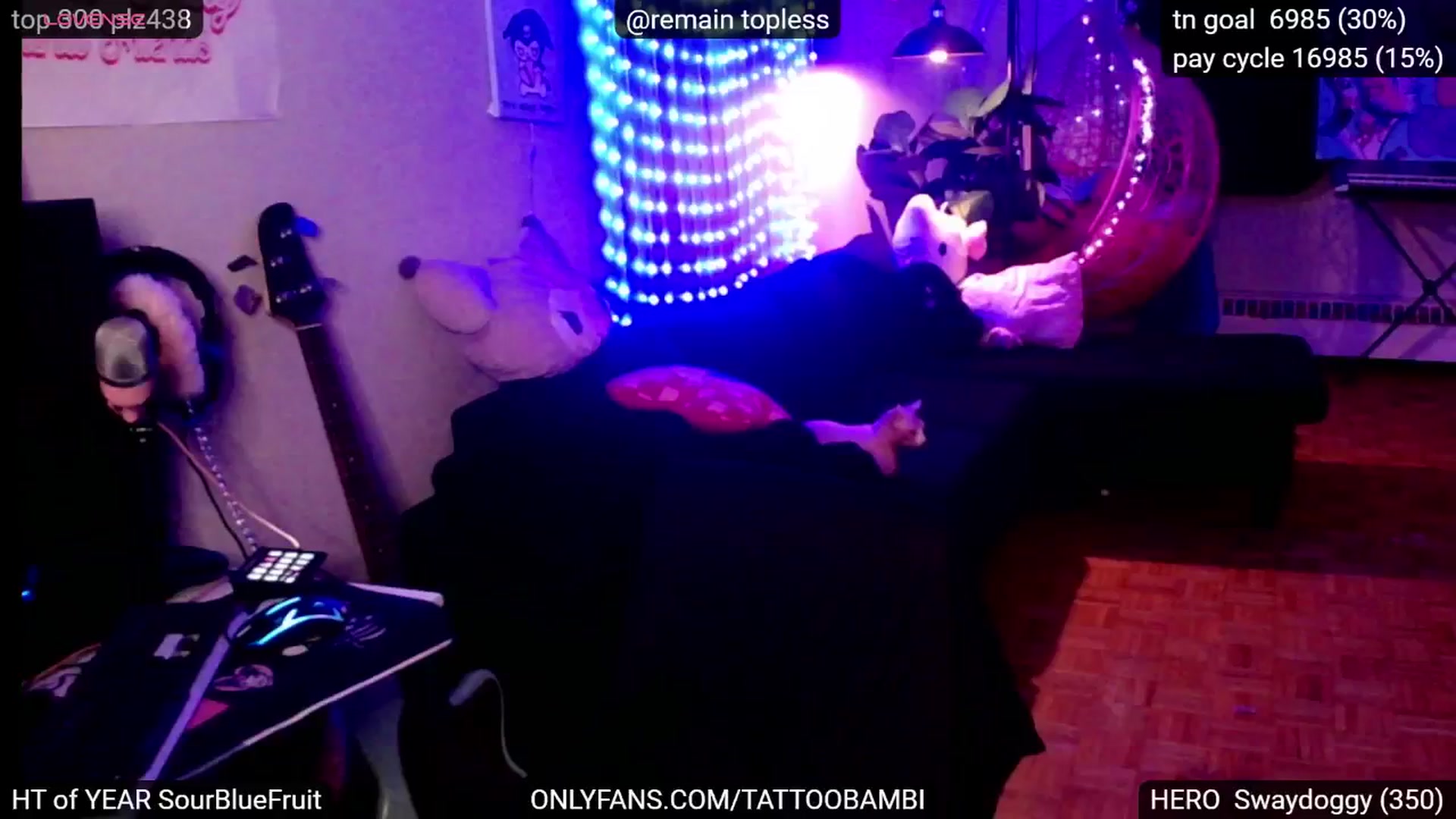 Gallery image thumbnail from Tattoobambi's myfreecams stream on, 12/18/2024, 04:05 image 2 of 20