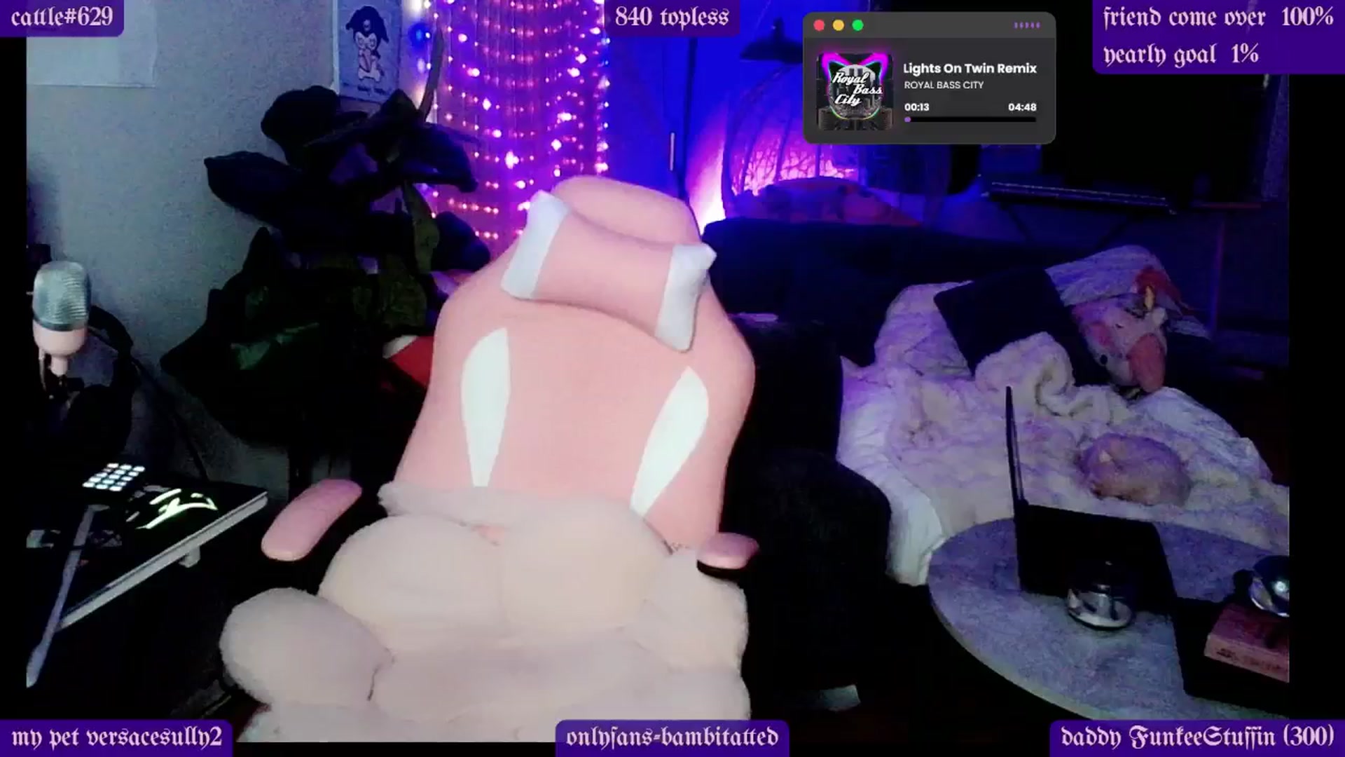 Gallery image thumbnail from Tattoobambi's myfreecams stream on, 02/05/2025, 01:21 image 6 of 20