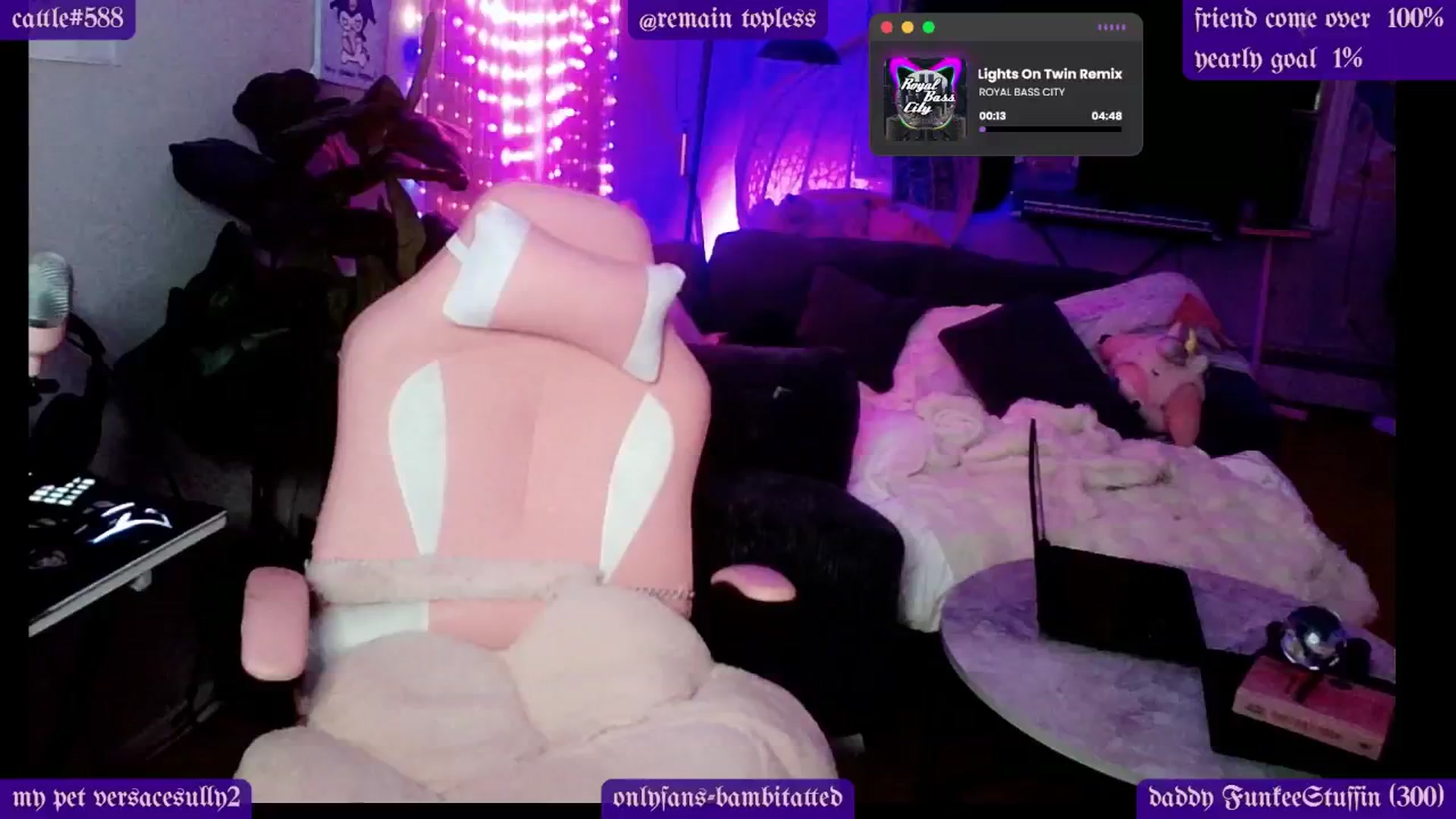 Gallery image thumbnail from Tattoobambi's myfreecams stream on, 02/05/2025, 05:16 image 4 of 20