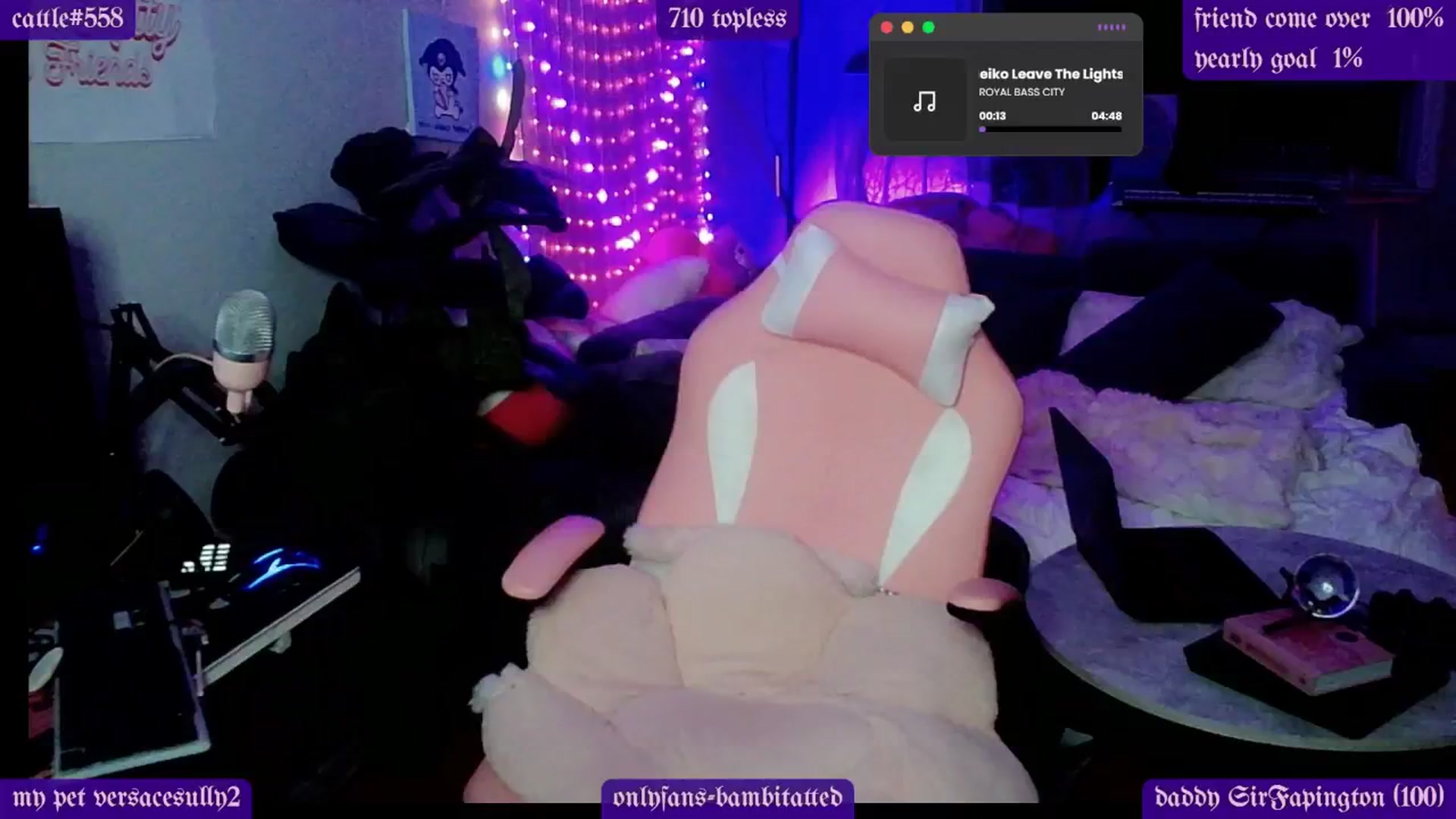 Gallery image thumbnail from Tattoobambi's myfreecams stream on, 02/06/2025, 03:39 image 11 of 20
