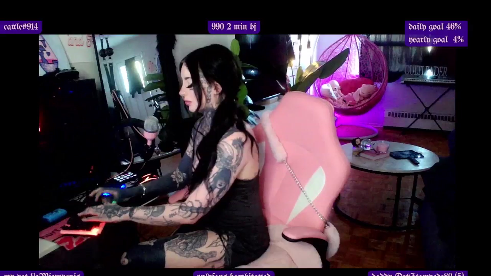 Gallery image thumbnail from Tattoobambi's myfreecams stream on, 03/08/2025, 20:34 image 4 of 20