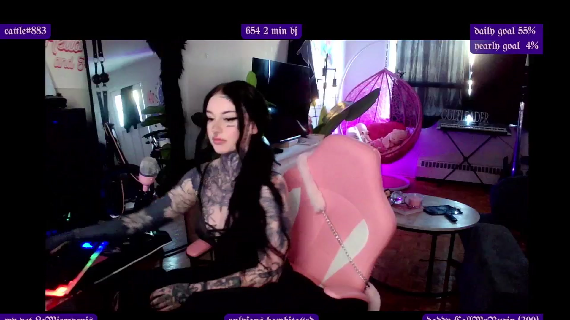 Gallery image thumbnail from Tattoobambi's myfreecams stream on, 03/08/2025, 21:49 image 6 of 20