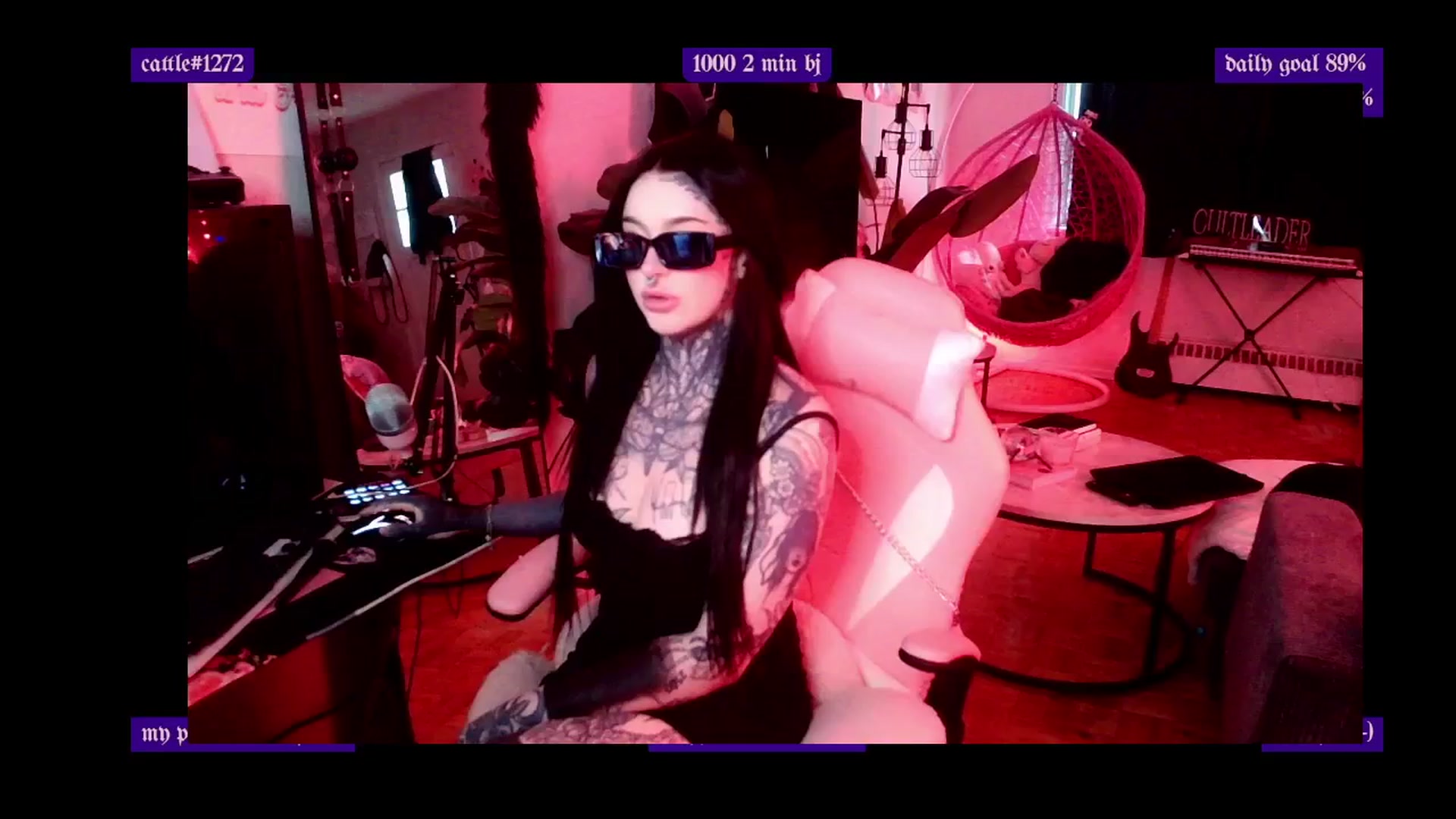 Gallery image thumbnail from Tattoobambi's myfreecams stream on, 03/14/2025, 24:02 image 1 of 20