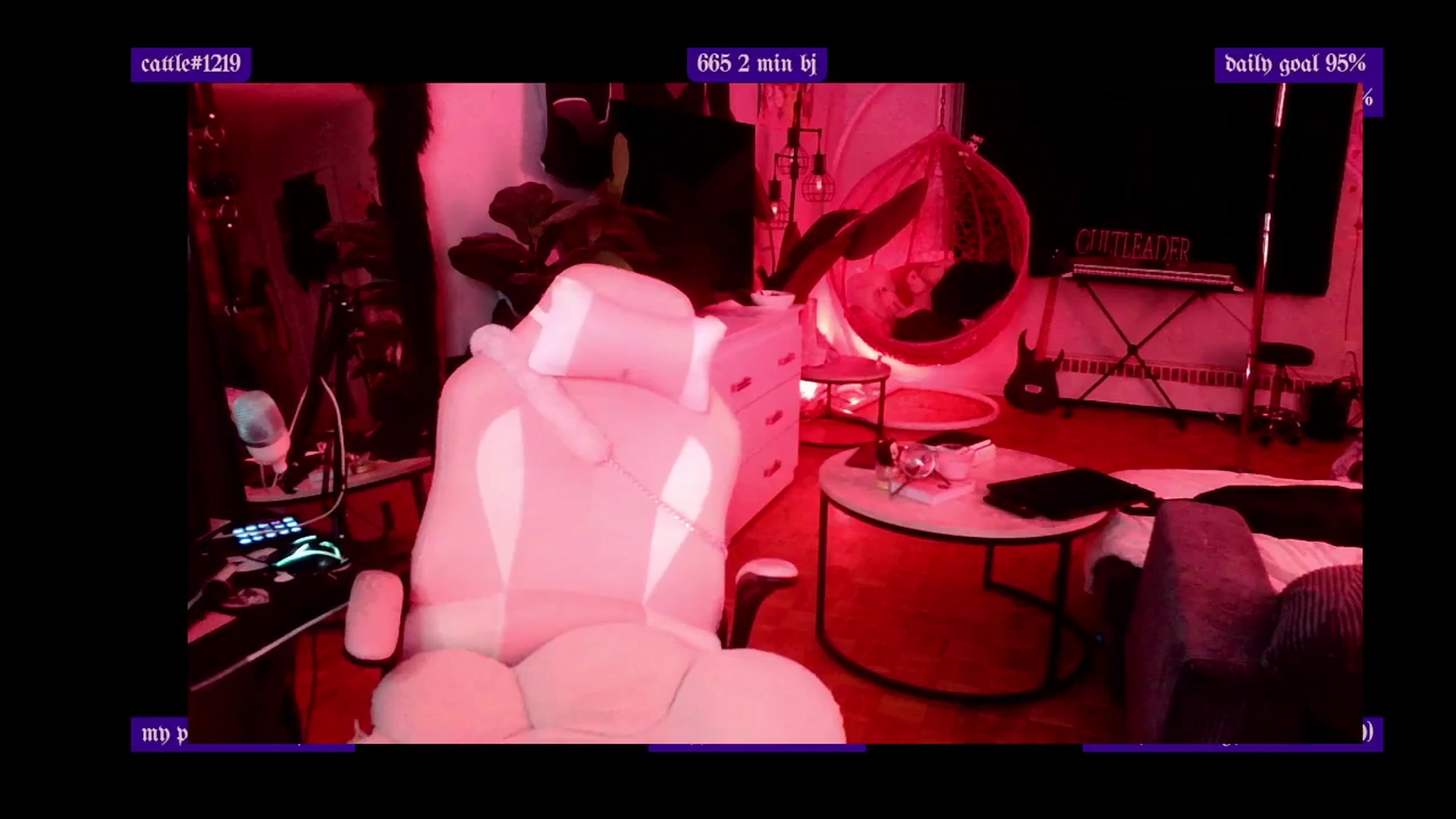 Gallery image thumbnail from Tattoobambi's myfreecams stream on, 03/14/2025, 24:02 image 19 of 20