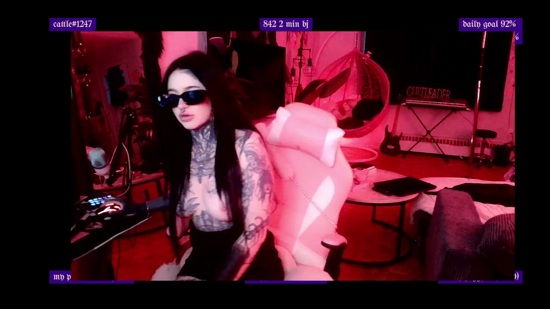 Gallery image thumbnail from Tattoobambi's myfreecams stream on, 03/14/2025, 24:02 image 14 of 20