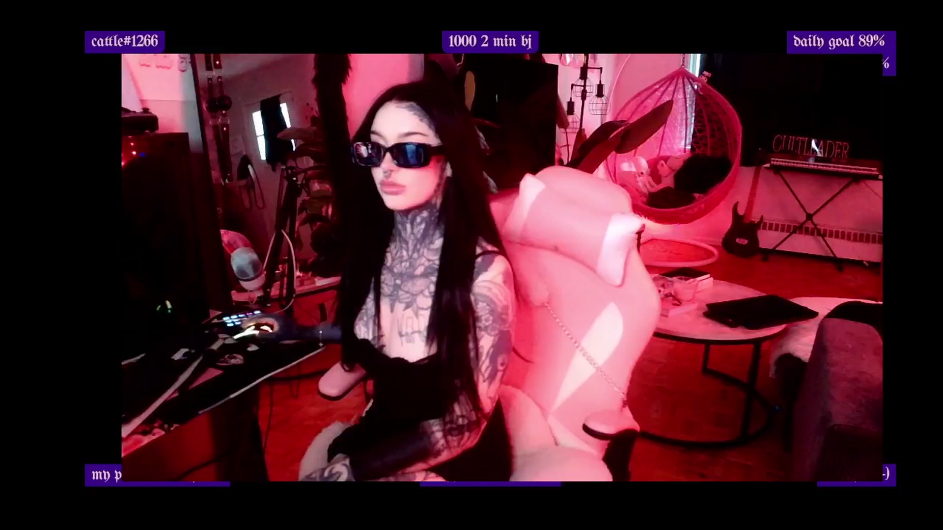 Gallery image thumbnail from Tattoobambi's myfreecams stream on, 03/14/2025, 24:02 image 2 of 20