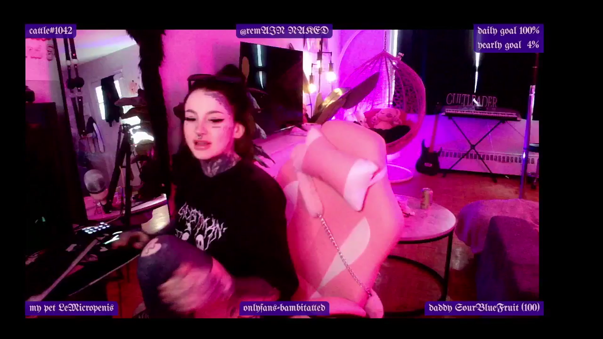 Gallery image thumbnail from Tattoobambi's myfreecams stream on, 03/16/2025, 24:11 image 2 of 20