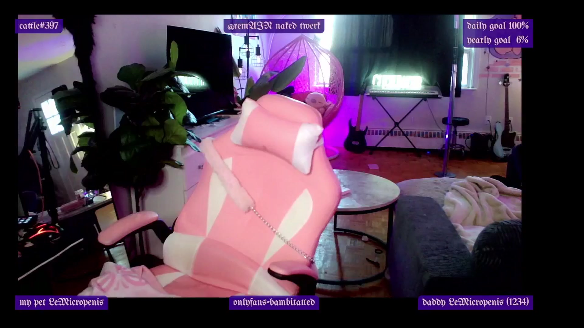 Gallery image thumbnail from Tattoobambi's myfreecams stream on, 04/02/2025, 01:00 image 11 of 20