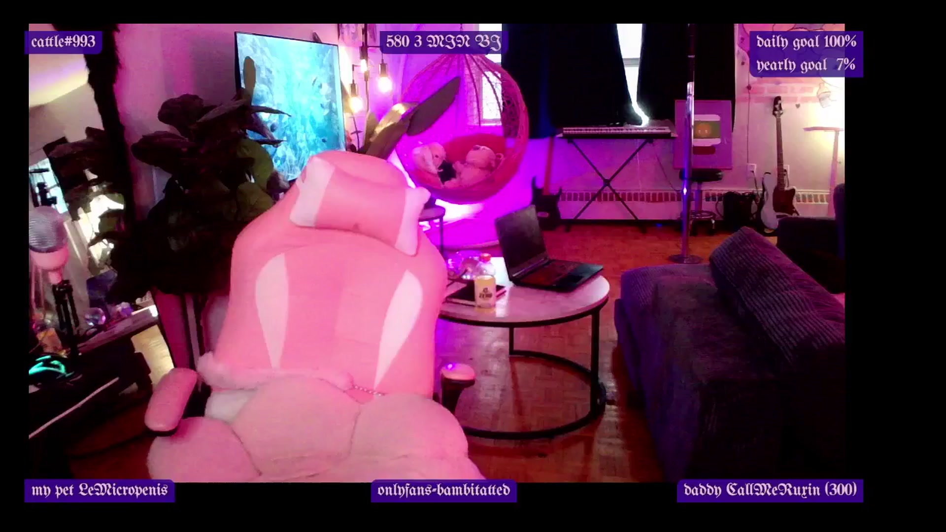 Gallery image thumbnail from Tattoobambi's myfreecams stream on, 04/12/2025, 24:03 image 4 of 20
