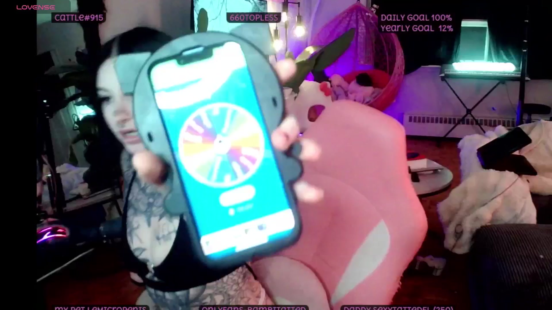 Gallery image thumbnail from Tattoobambi's myfreecams stream on, 04/29/2025, 05:56 image 1 of 20