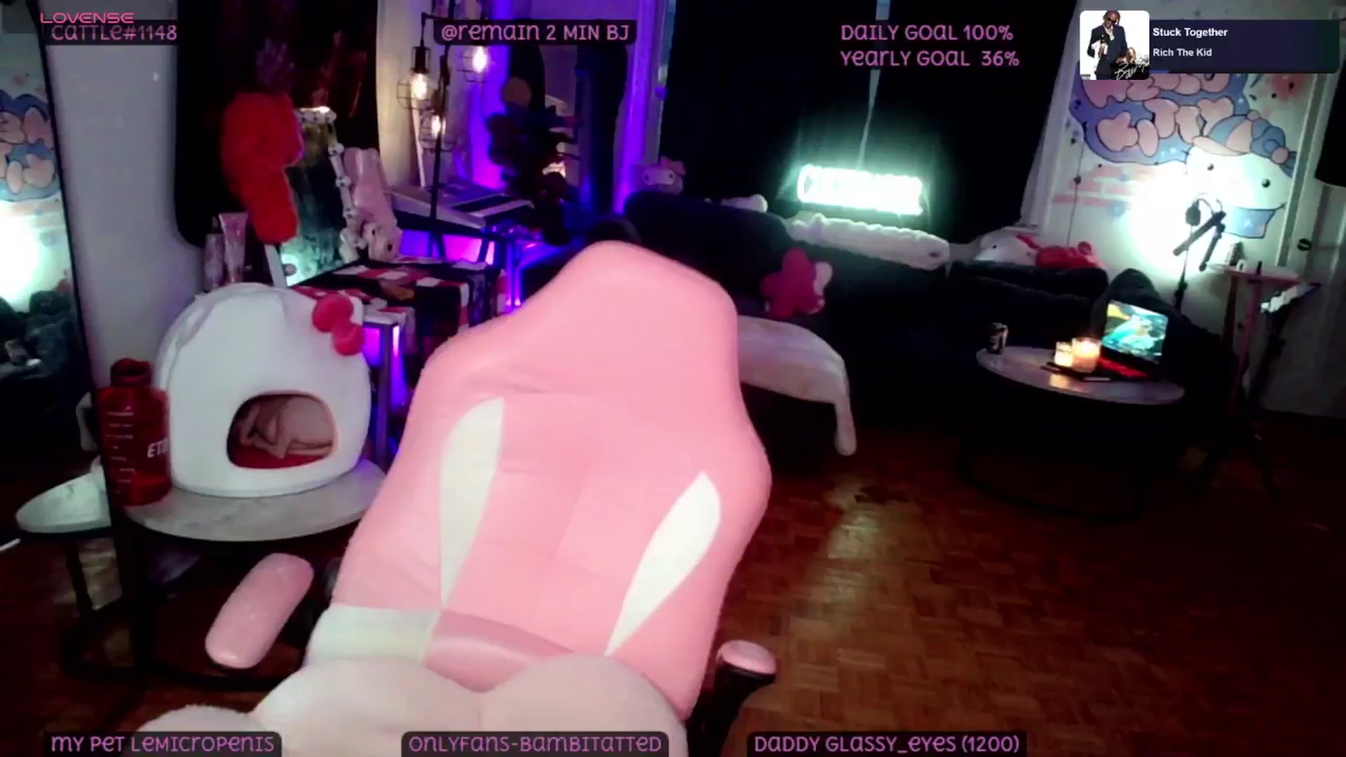 Gallery image thumbnail from Tattoobambi's myfreecams stream on, 05/04/2025, 24:40 image 13 of 20