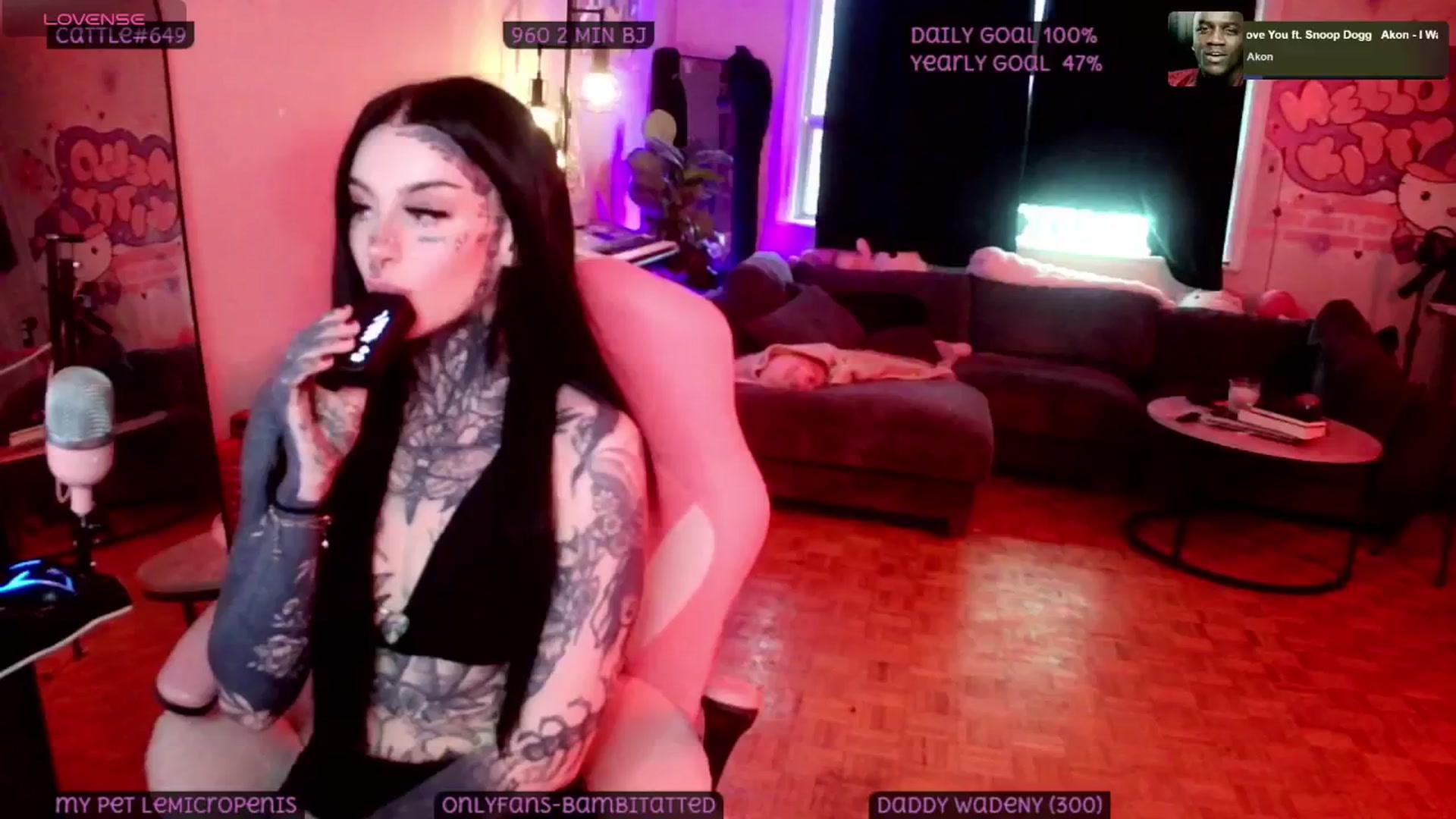 Gallery image thumbnail from Tattoobambi's myfreecams stream on, 05/07/2025, 03:02 image 2 of 20