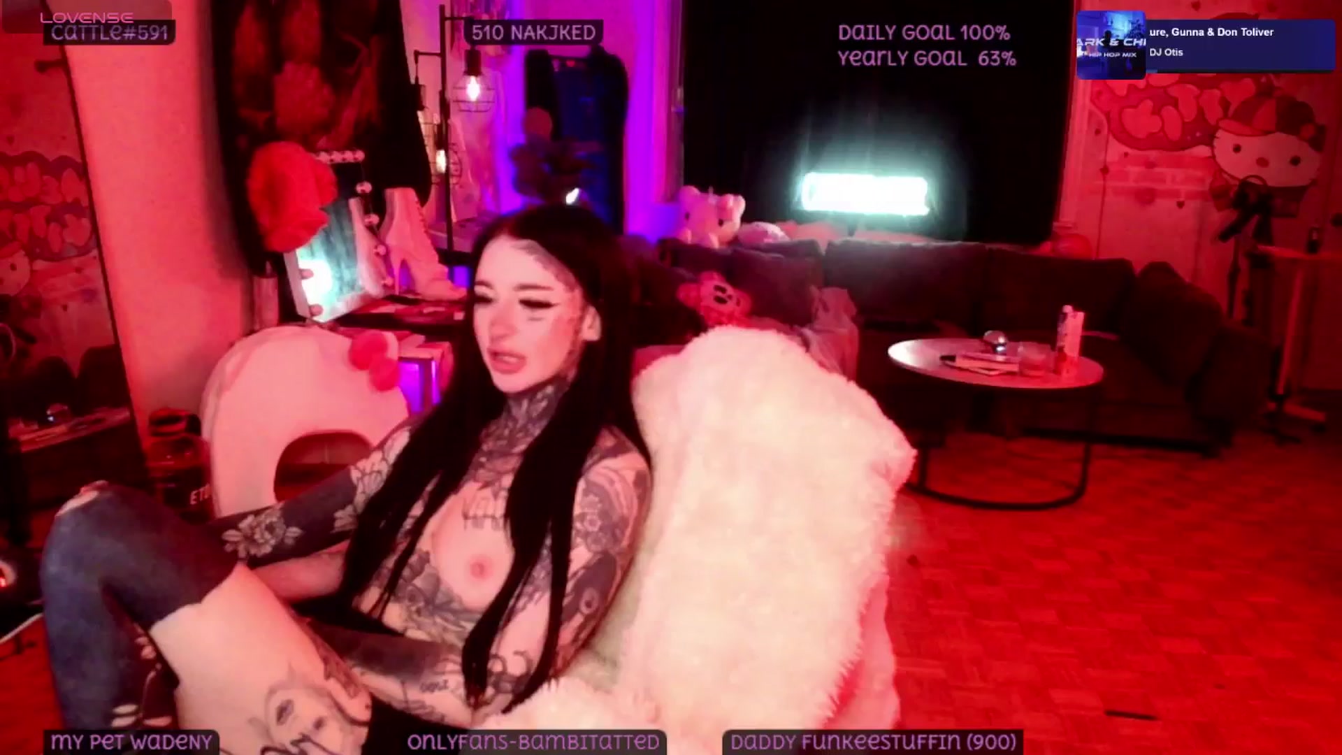 Gallery image thumbnail from Tattoobambi's myfreecams stream on, 05/14/2025, 03:26 image 4 of 20