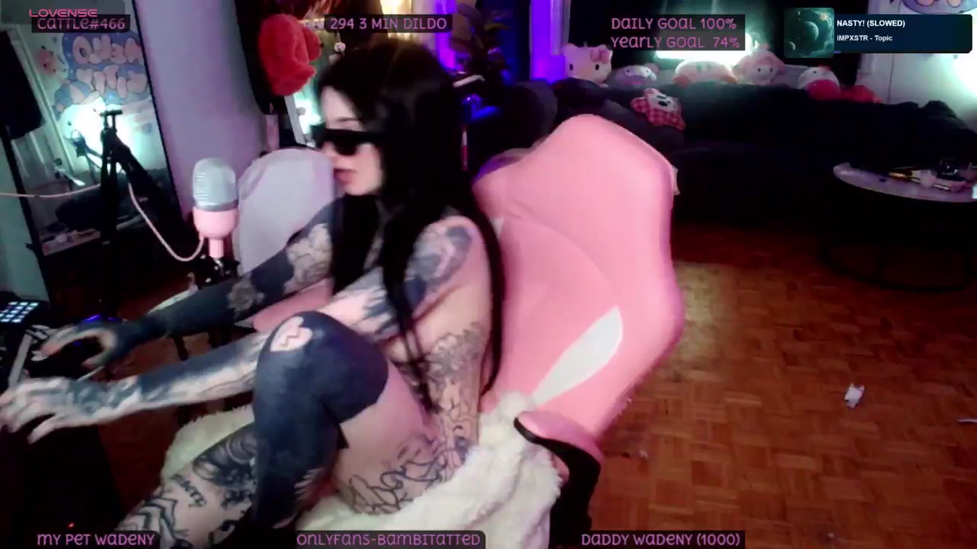 Gallery image thumbnail from Tattoobambi's myfreecams stream on, 05/16/2025, 06:05 image 18 of 20