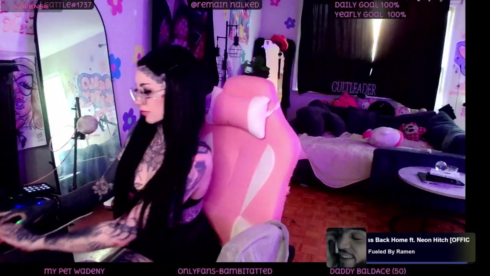 Gallery image thumbnail from Tattoobambi's myfreecams stream on, 06/12/2025, 03:49 image 1 of 20