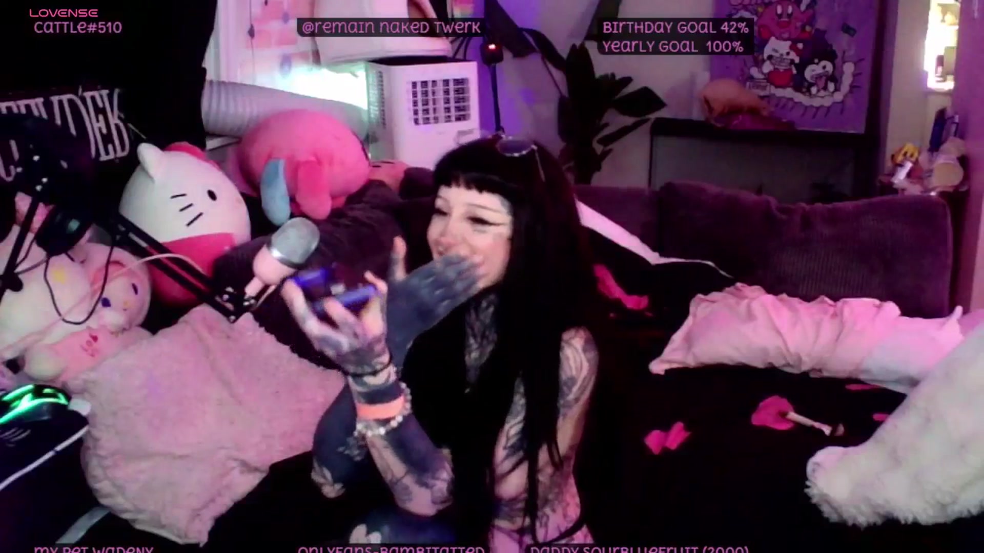Gallery image thumbnail from Tattoobambi's myfreecams stream on, 07/01/2025, 03:26 image 11 of 20