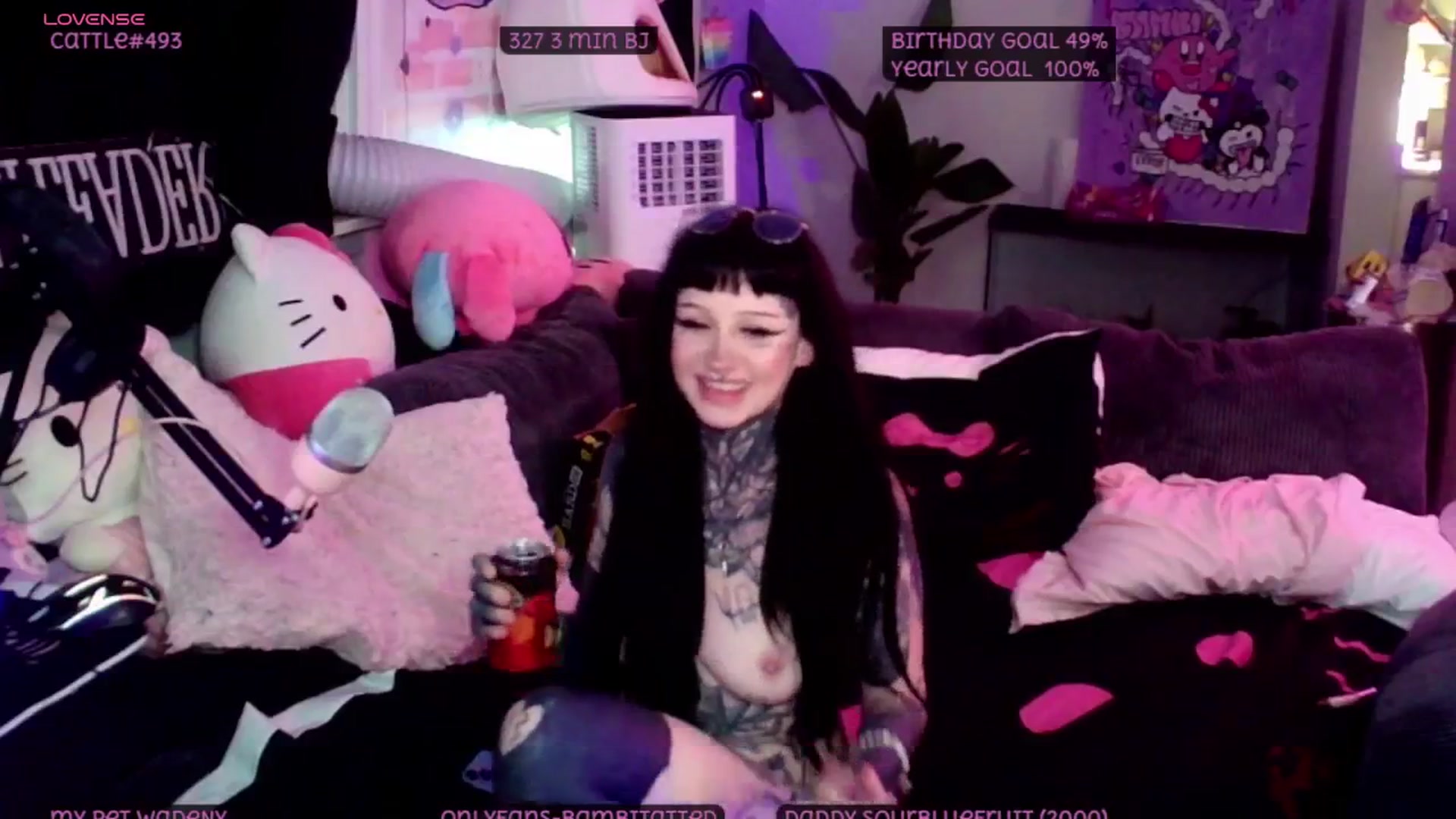 Gallery image thumbnail from Tattoobambi's myfreecams stream on, 07/01/2025, 03:26 image 14 of 20
