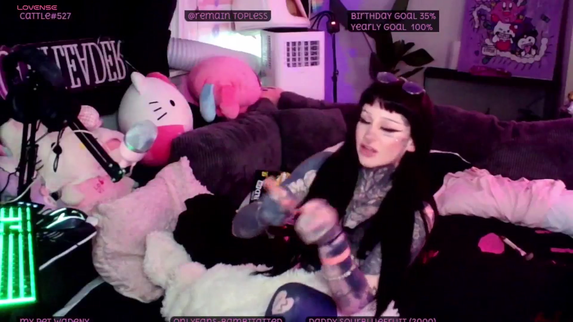 Gallery image thumbnail from Tattoobambi's myfreecams stream on, 07/01/2025, 03:26 image 7 of 20