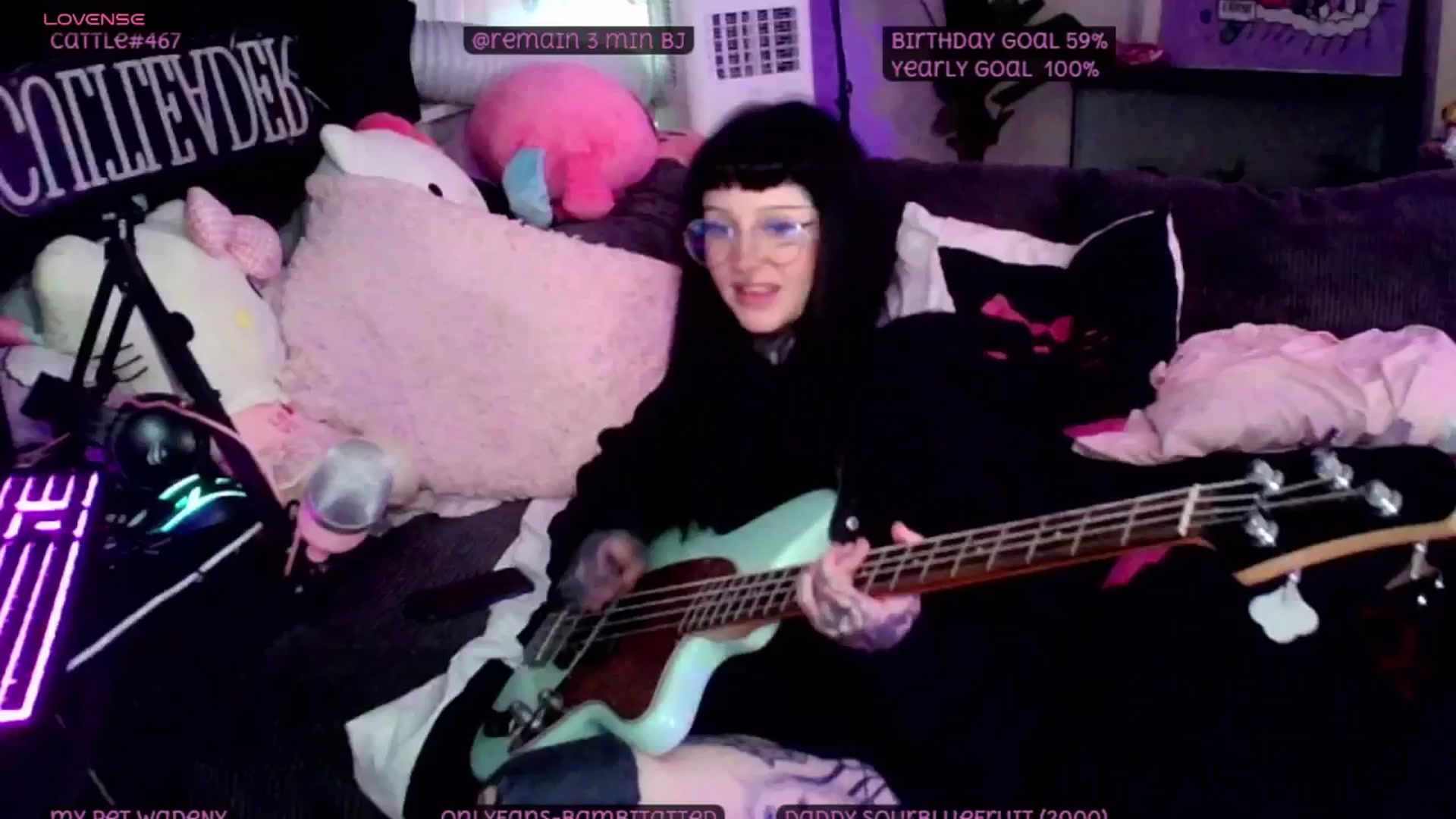 Gallery image thumbnail from Tattoobambi's myfreecams stream on, 07/01/2025, 03:46 image 17 of 20
