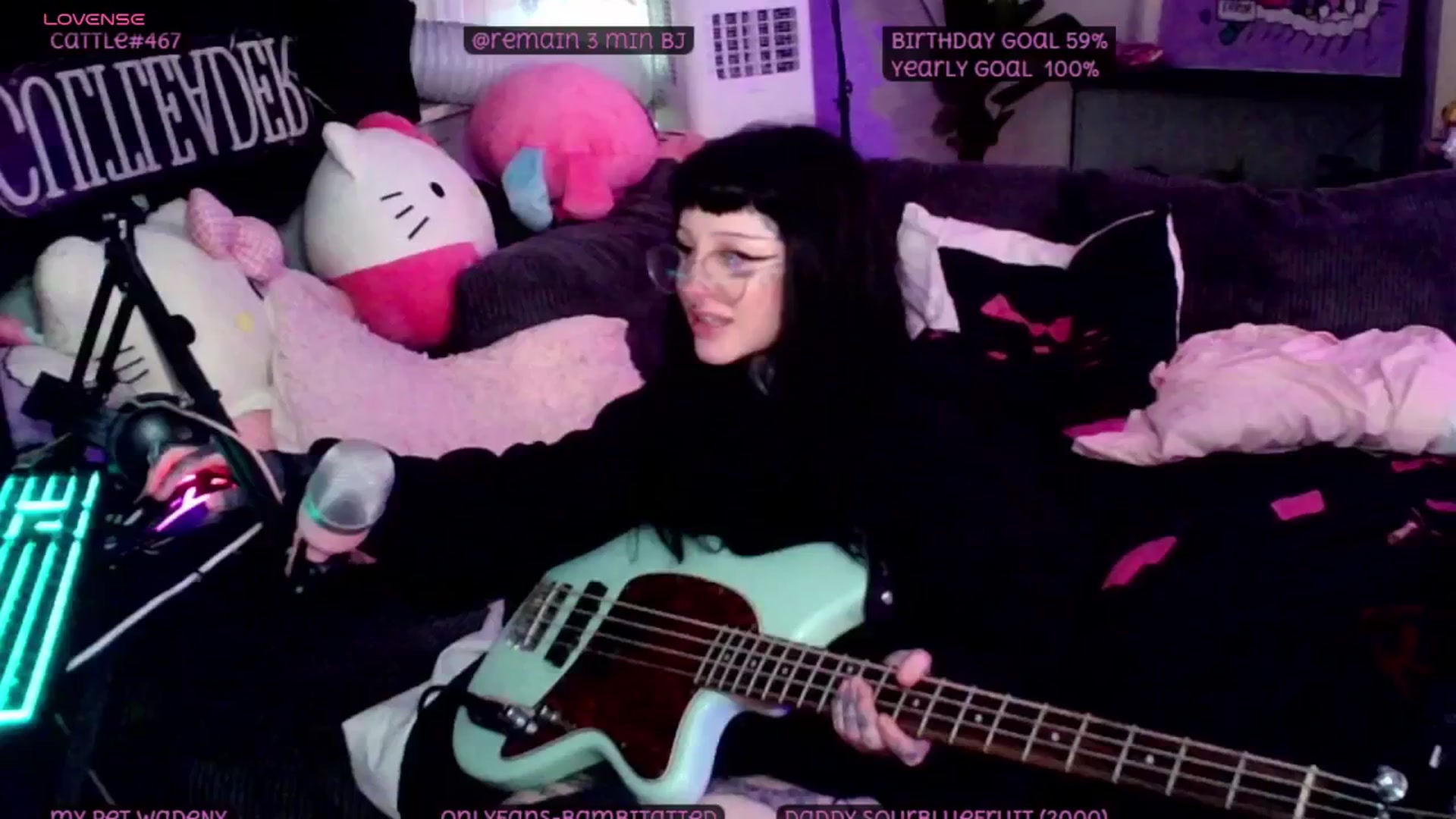 Gallery image thumbnail from Tattoobambi's myfreecams stream on, 07/01/2025, 03:46 image 15 of 20