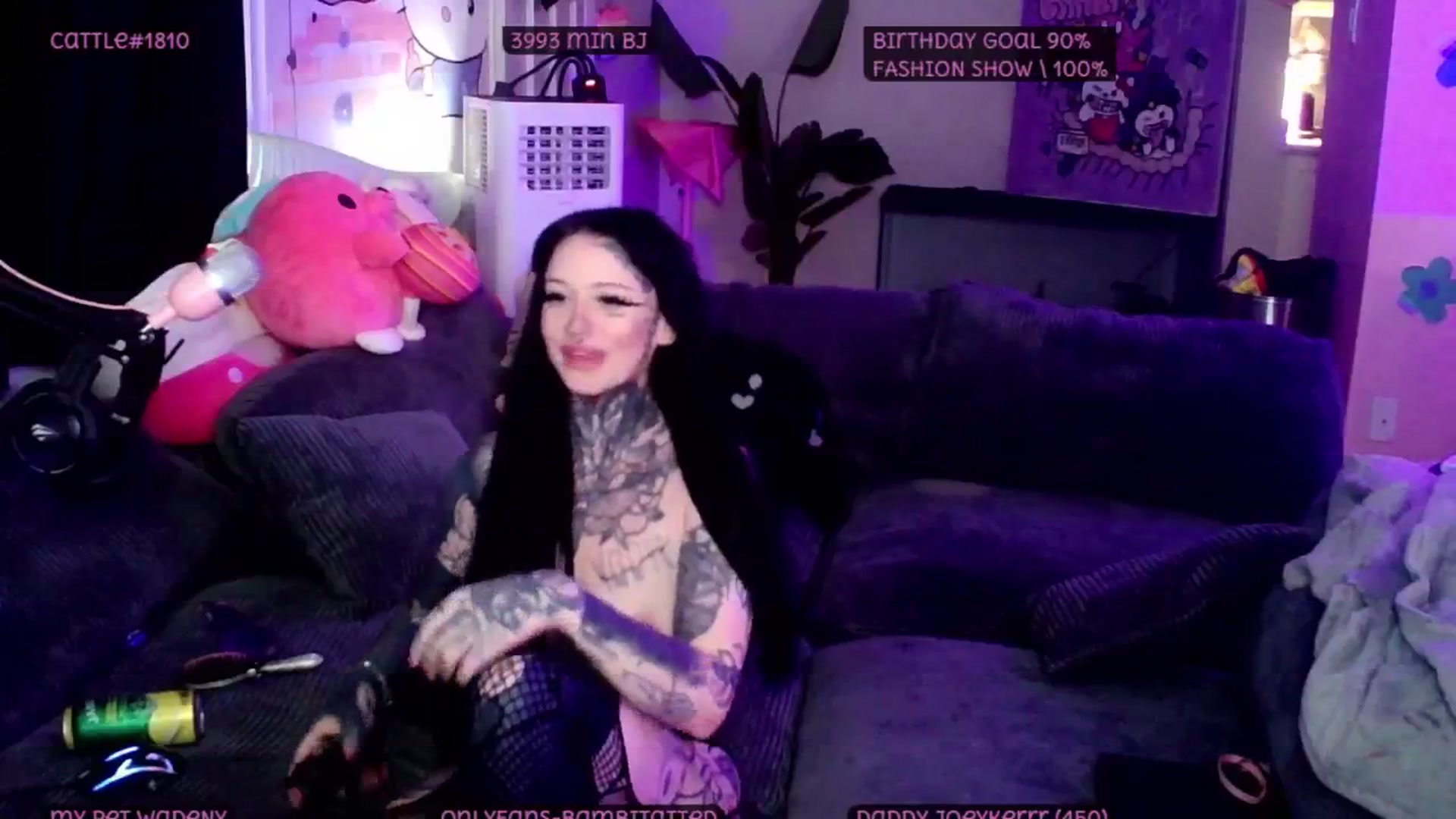 Gallery image thumbnail from Tattoobambi's myfreecams stream on, 07/15/2025, 04:59 image 19 of 20