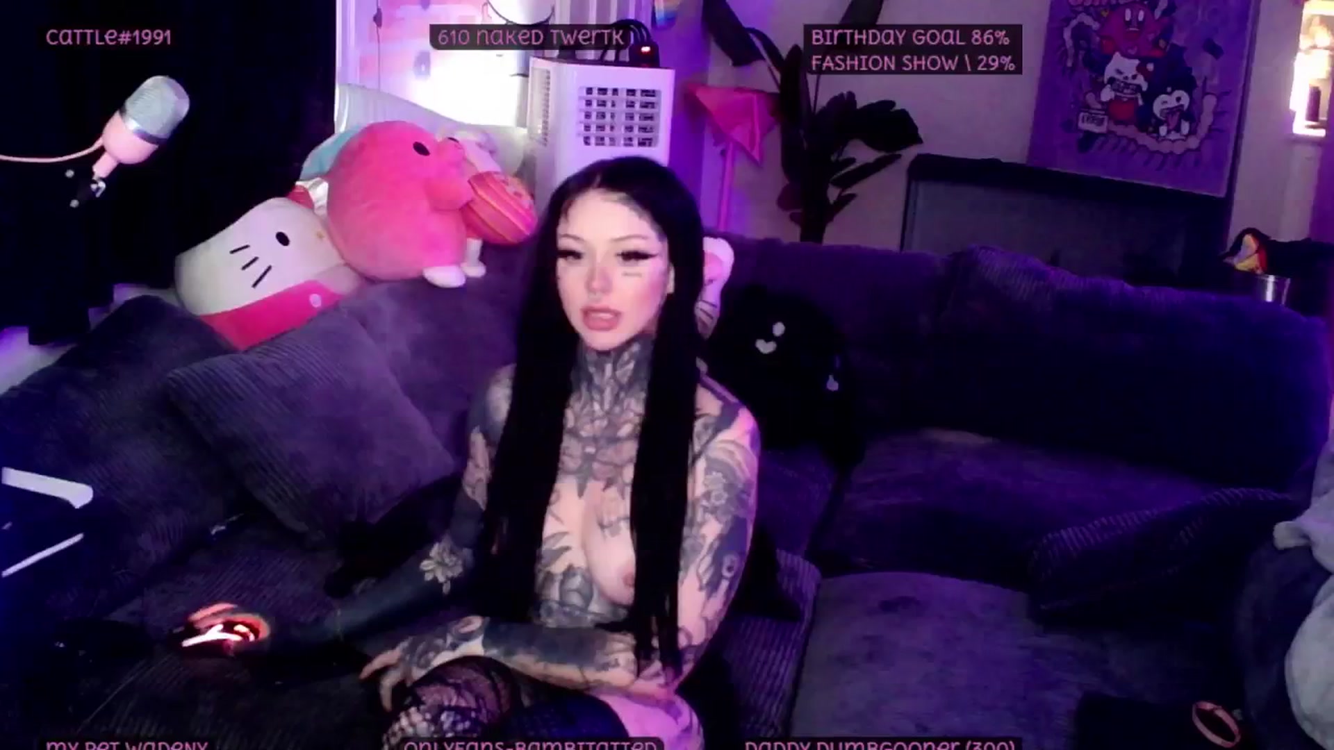 Gallery image thumbnail from Tattoobambi's myfreecams stream on, 07/15/2025, 04:59 image 11 of 20