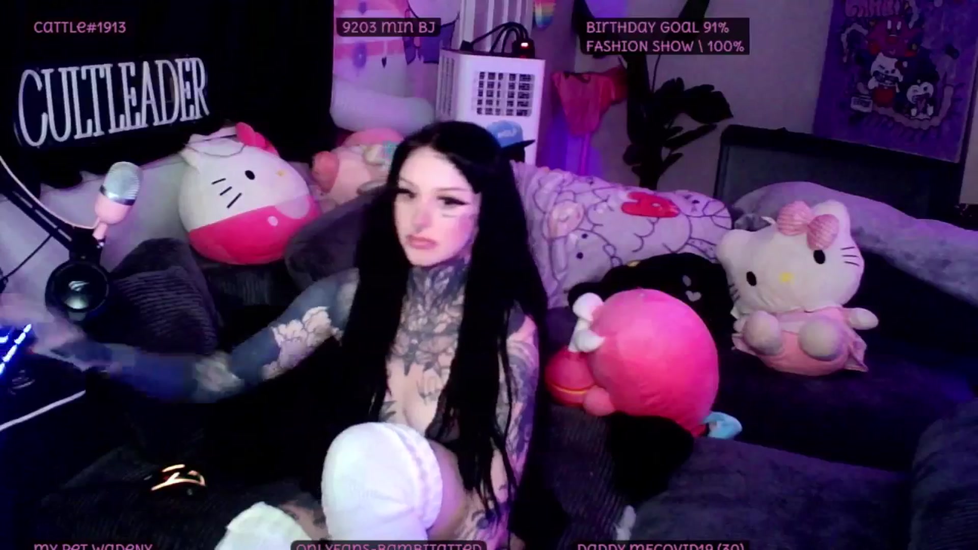 Gallery image thumbnail from Tattoobambi's myfreecams stream on, 07/17/2025, 03:14 image 12 of 20