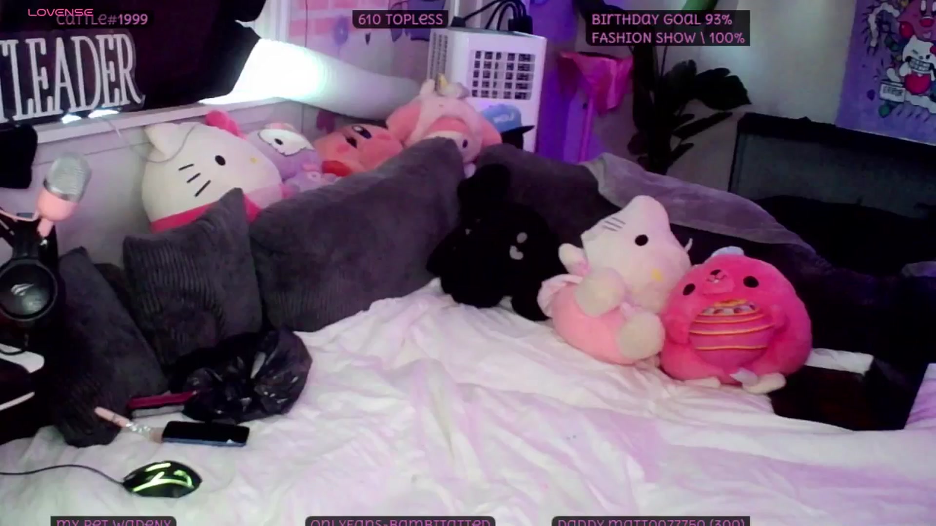 Gallery image thumbnail from Tattoobambi's myfreecams stream on, 07/18/2025, 23:13 image 10 of 20