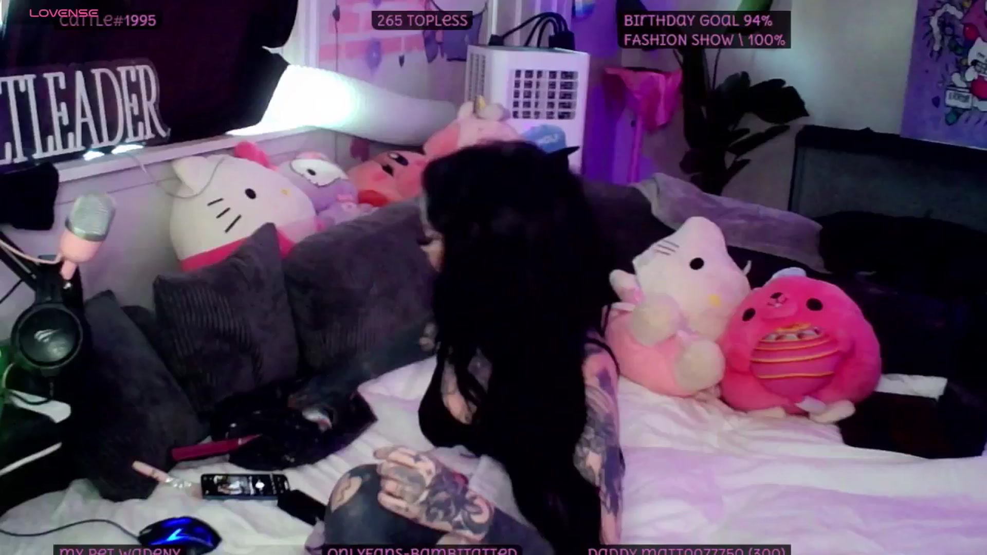 Gallery image thumbnail from Tattoobambi's myfreecams stream on, 07/18/2025, 23:13 image 15 of 20