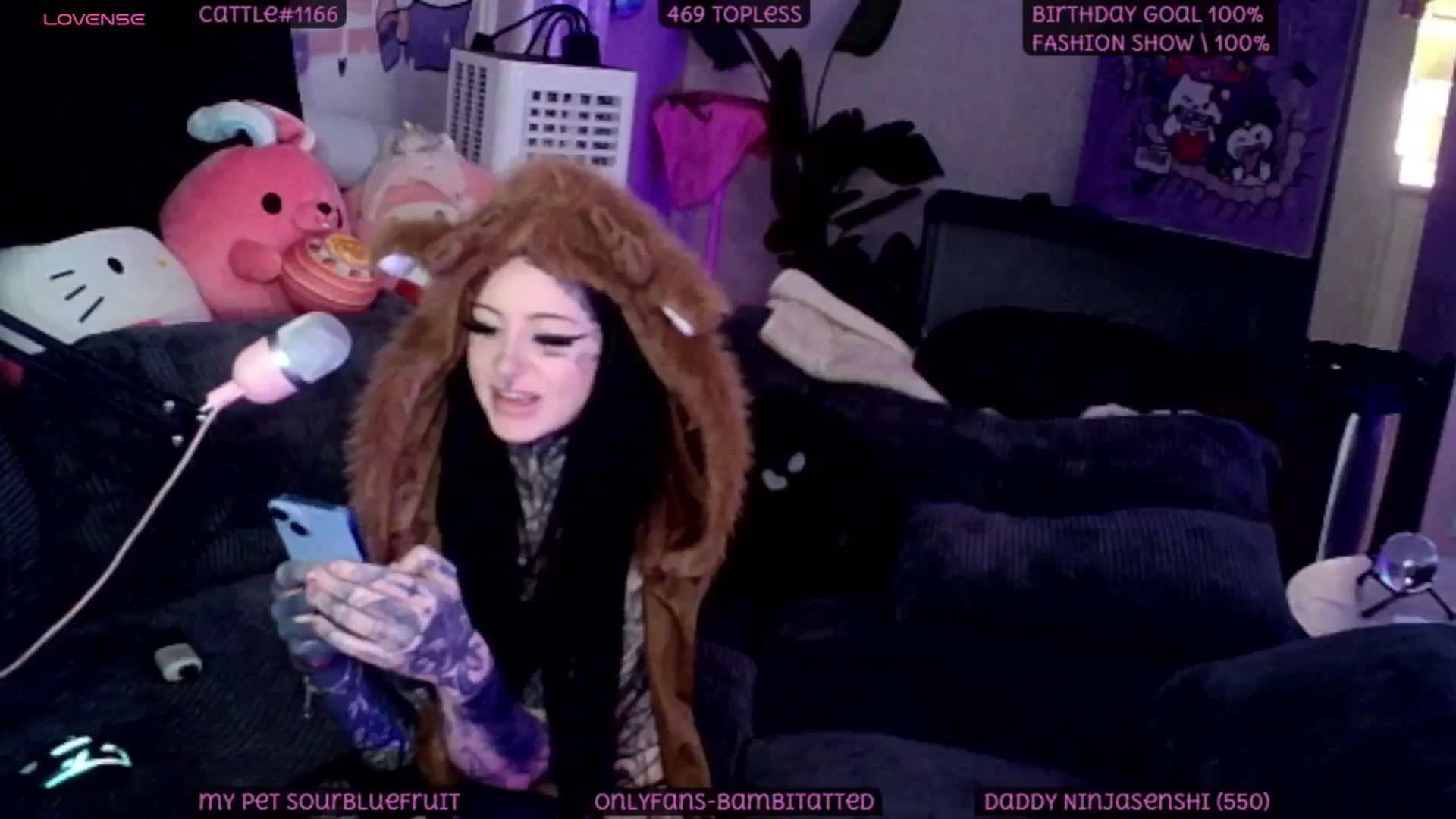 Gallery image thumbnail from Tattoobambi's myfreecams stream on, 07/26/2025, 04:23 image 17 of 20