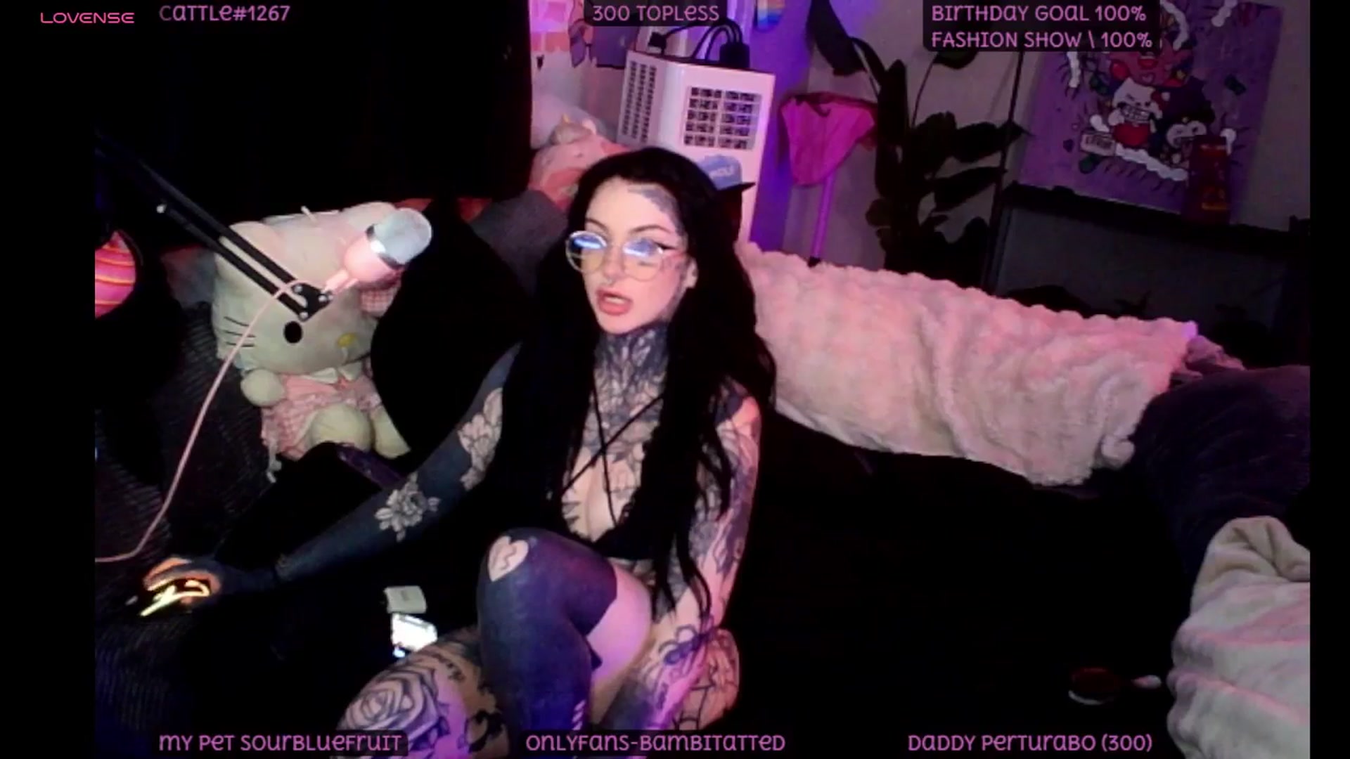 Gallery image thumbnail from Tattoobambi's myfreecams stream on, 07/30/2025, 04:37 image 15 of 20