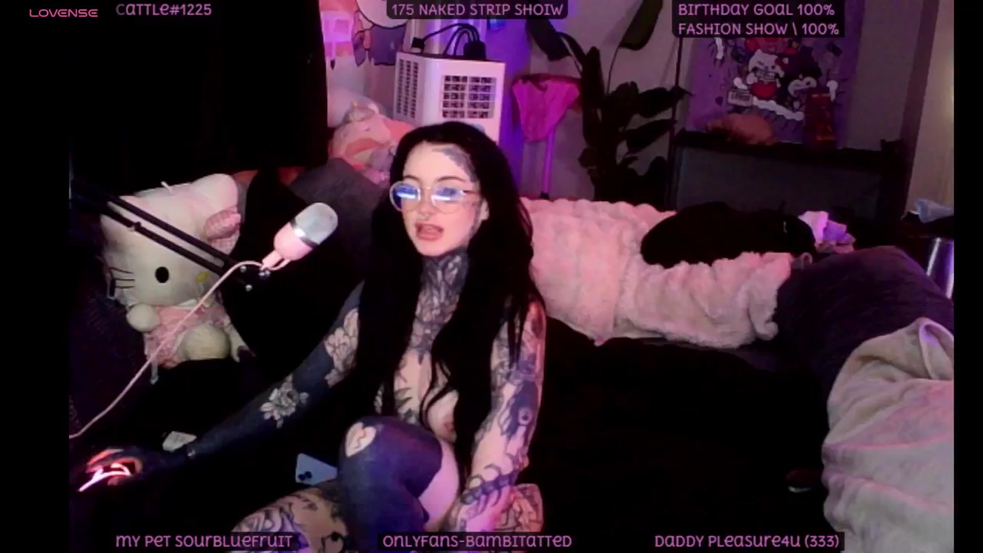 Gallery image thumbnail from Tattoobambi's myfreecams stream on, 07/30/2025, 05:20 image 2 of 20