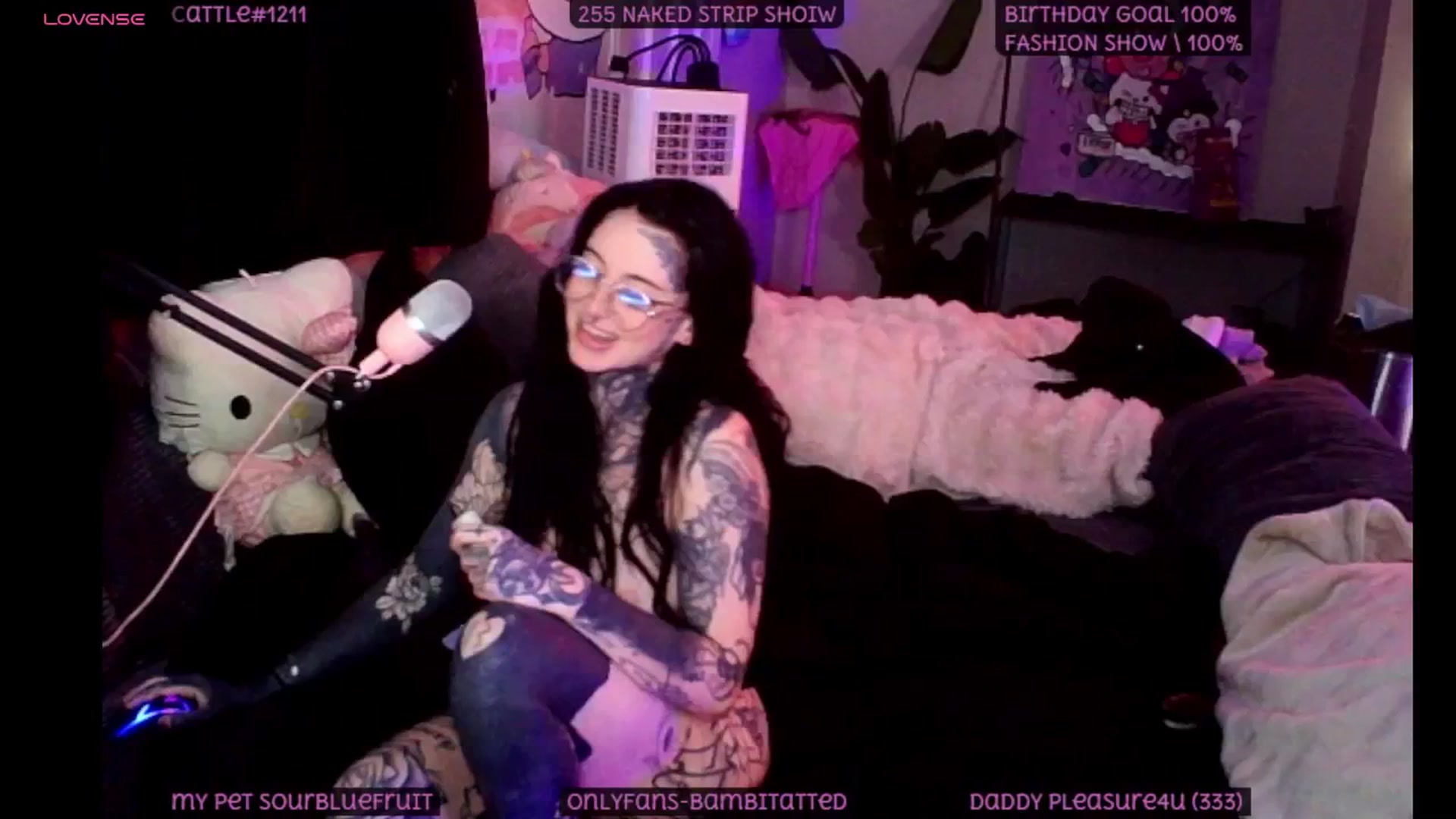 Gallery image thumbnail from Tattoobambi's myfreecams stream on, 07/30/2025, 05:20 image 12 of 20